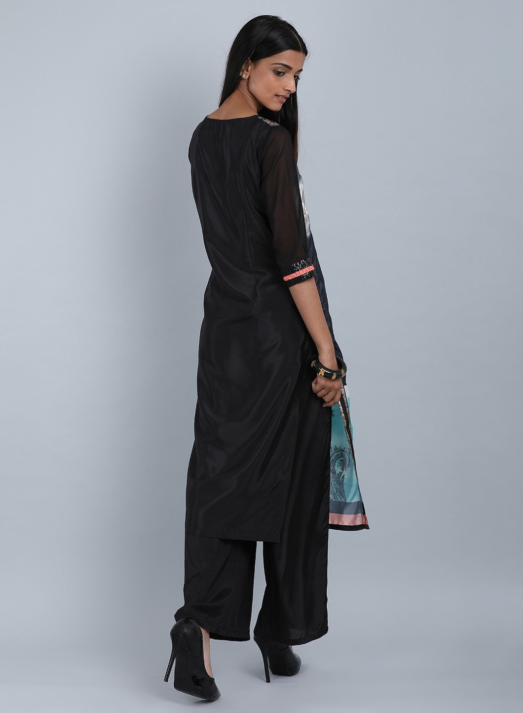 Black Round Neck Embellished kurta