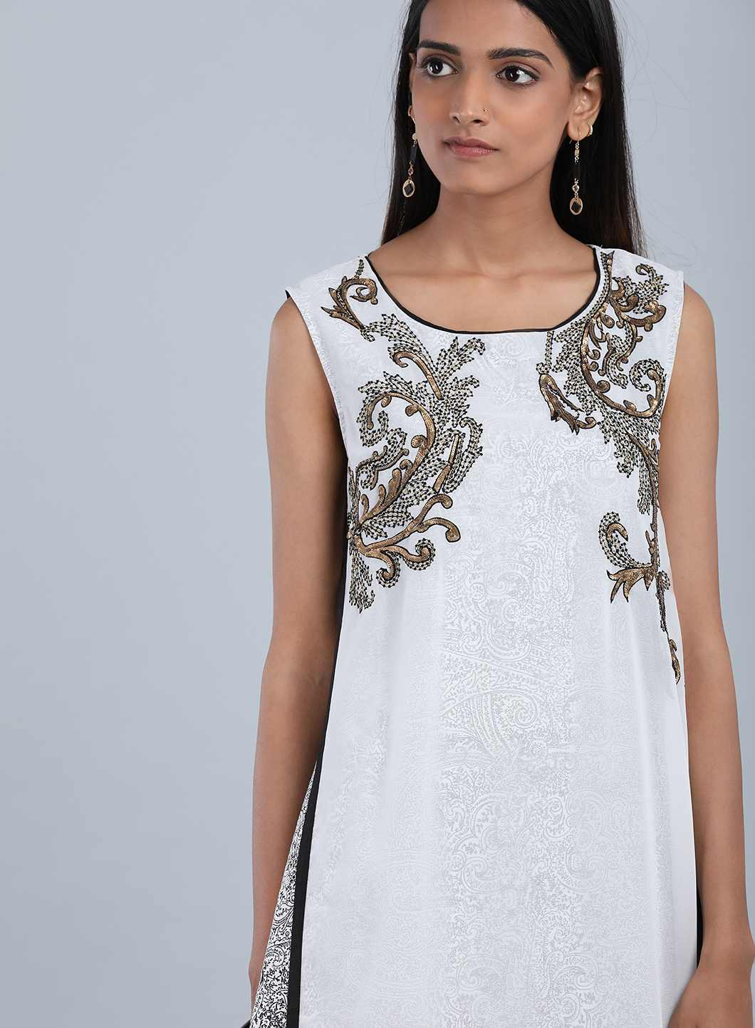 Ecru Round Neck Sleeveless kurta