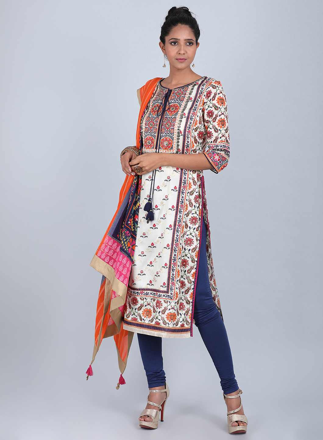 Multicoloured Floral Tie-Up kurta
