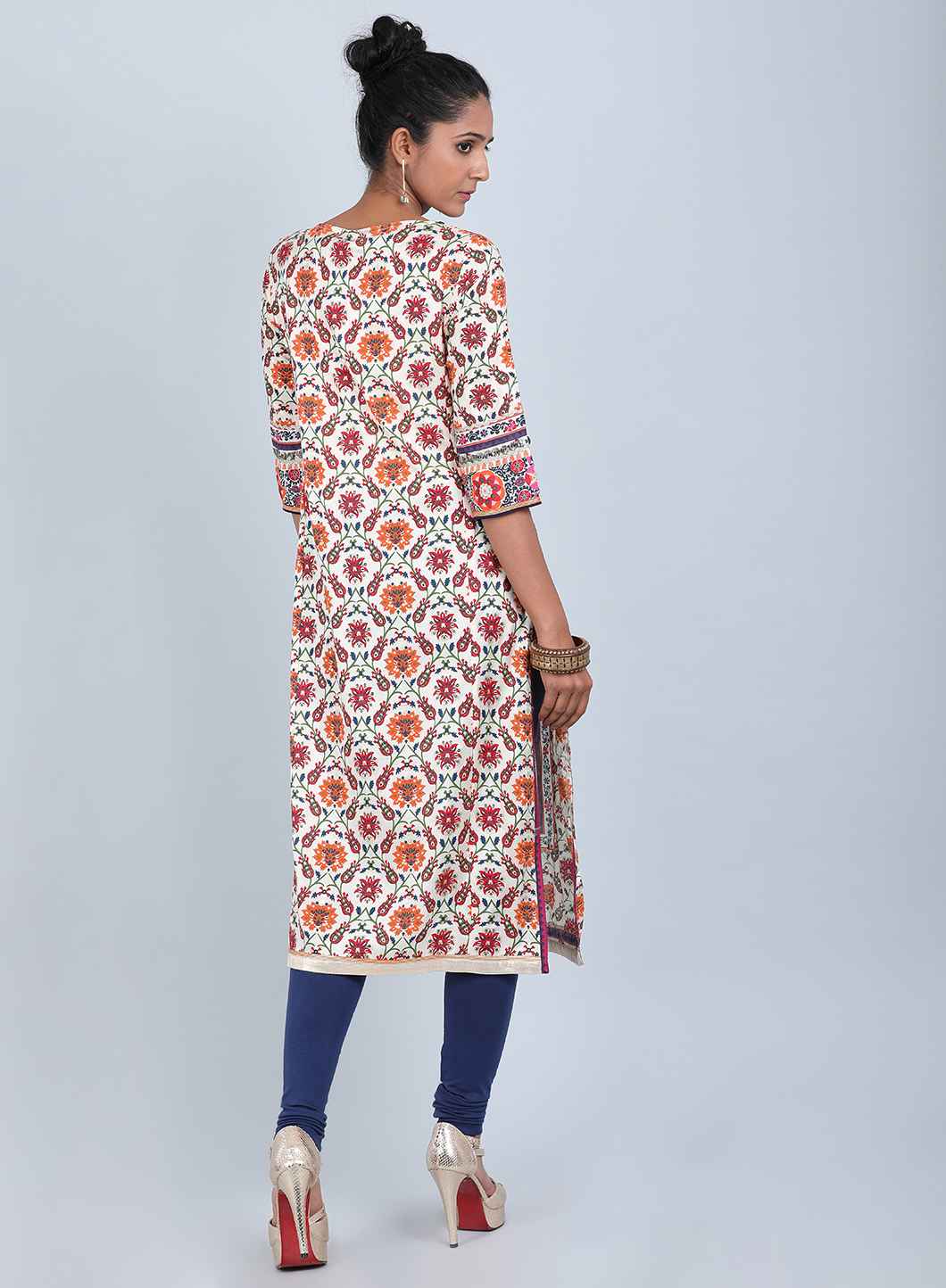 Multicoloured Floral Tie-Up kurta