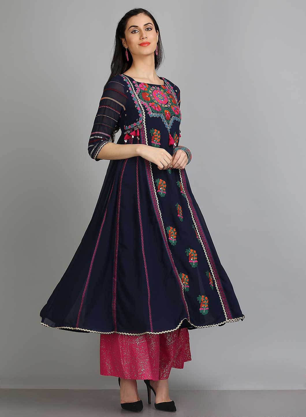 Blue Printed Round Neck 3/4 Sleeves kurta
