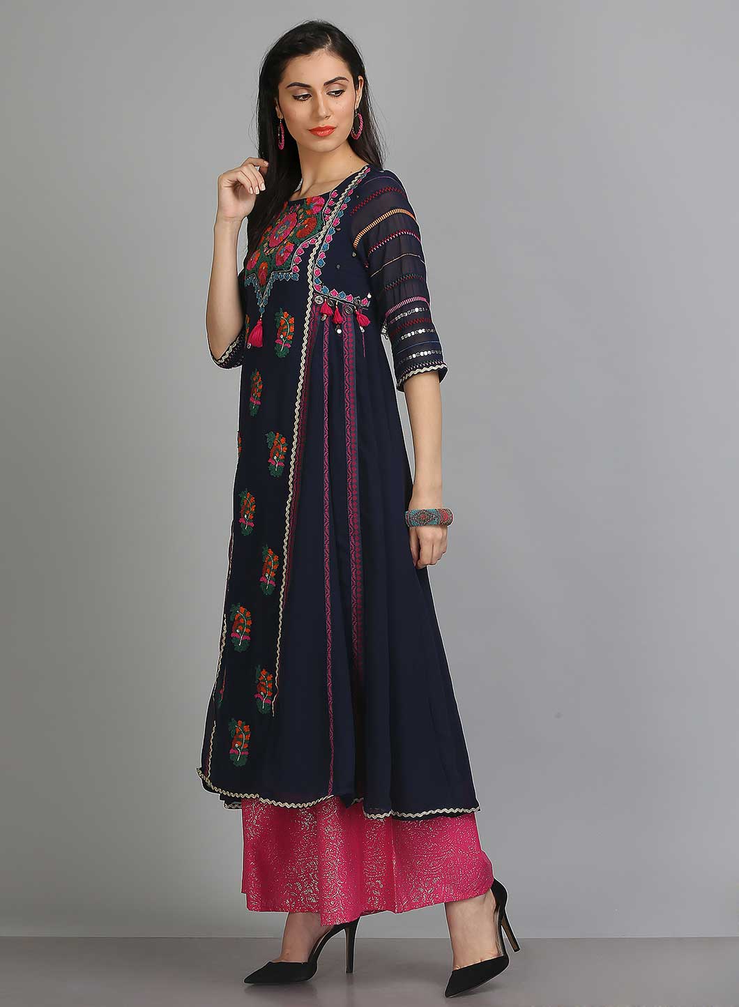 Blue Printed Round Neck 3/4 Sleeves kurta