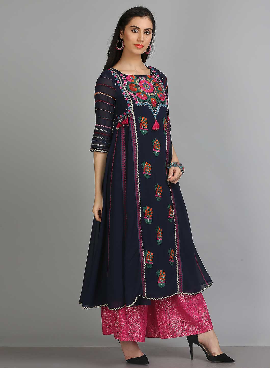 Blue Printed Round Neck 3/4 Sleeves kurta