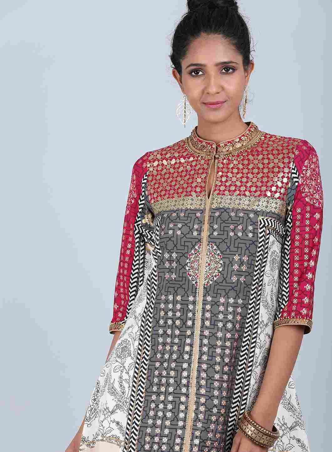 Off-White & Blue Embellished Close Neck kurta
