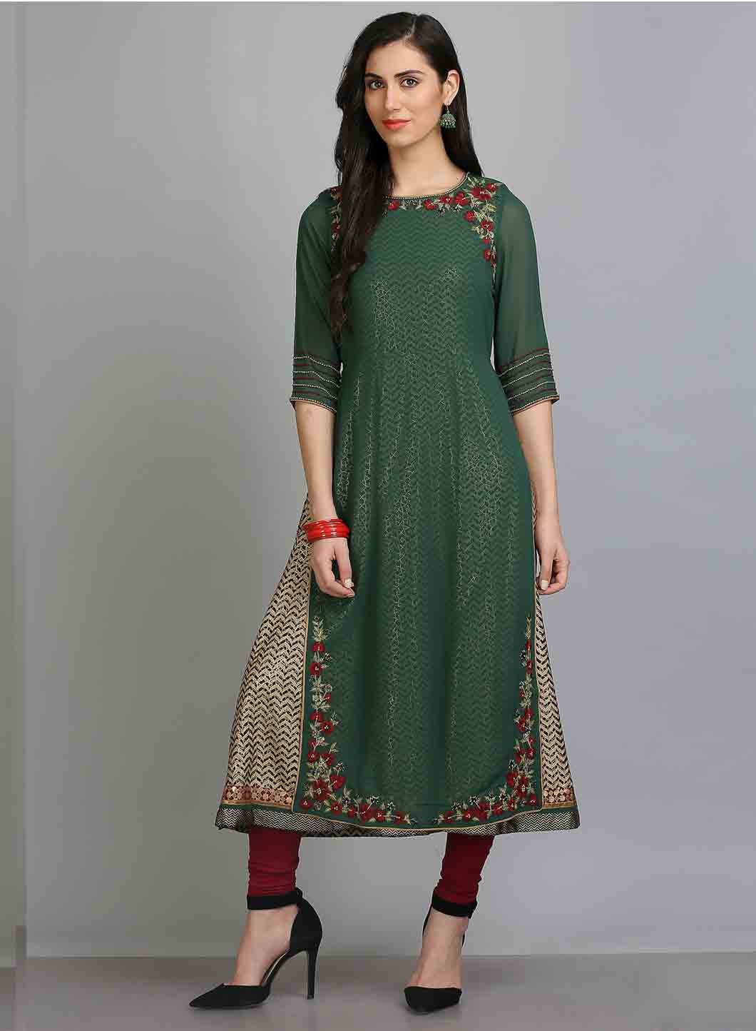 Green Round Neck 3/4 Sleeves kurta