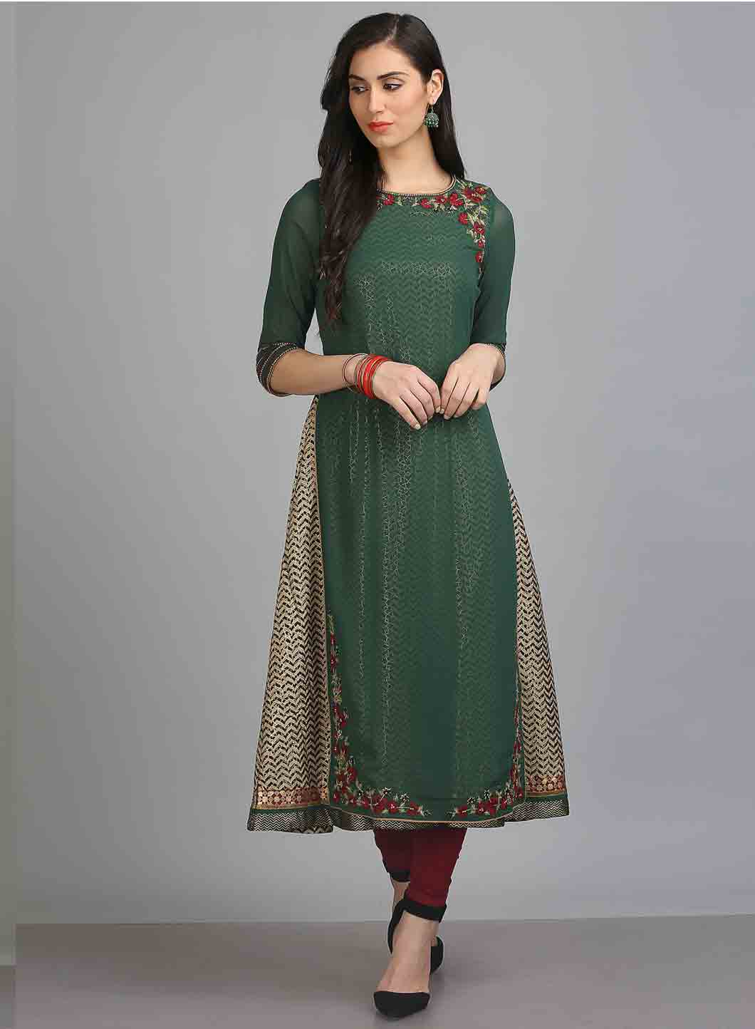 Green Round Neck 3/4 Sleeves kurta