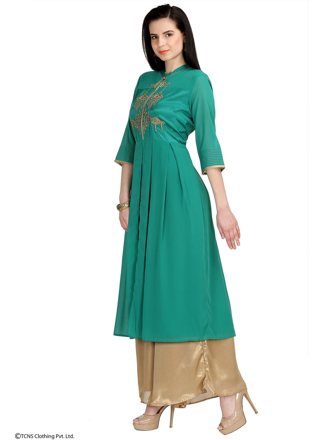 Green Embroidered 3/4 Sleeve kurta