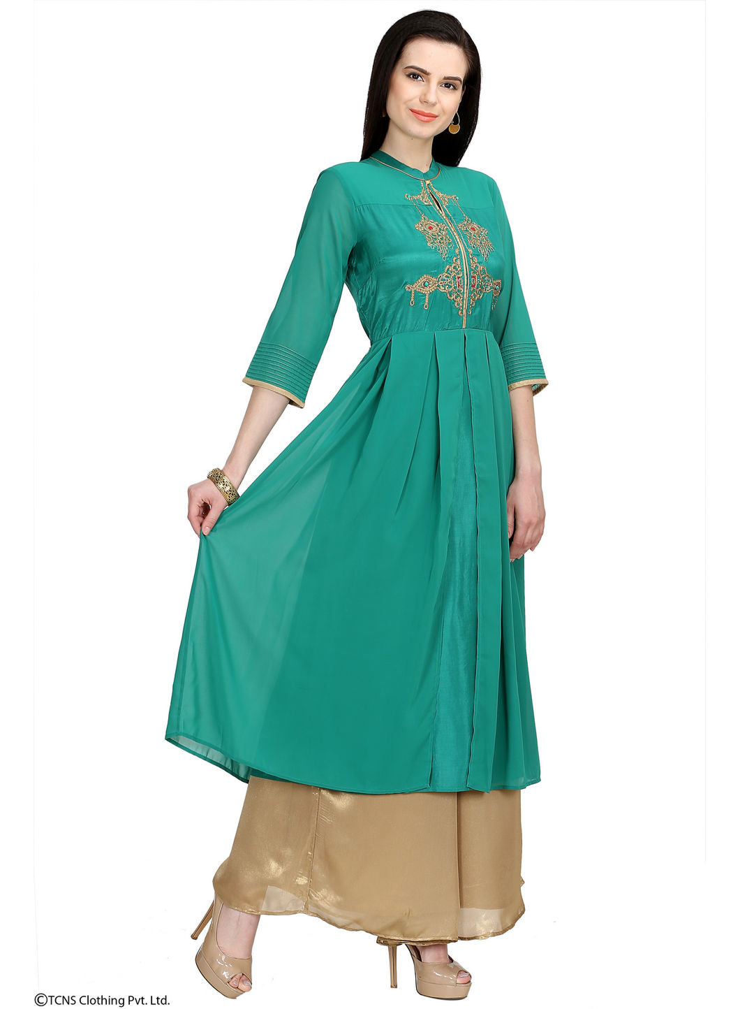 Green Embroidered 3/4 Sleeve kurta