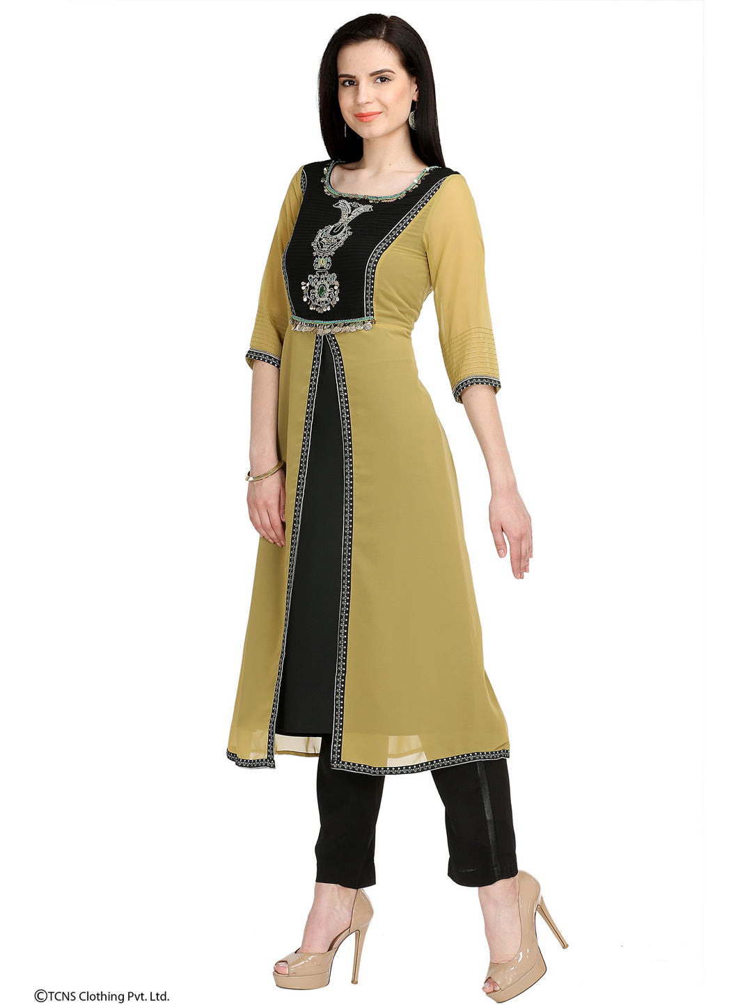 Green Embellished 3/4 Sleeve kurta