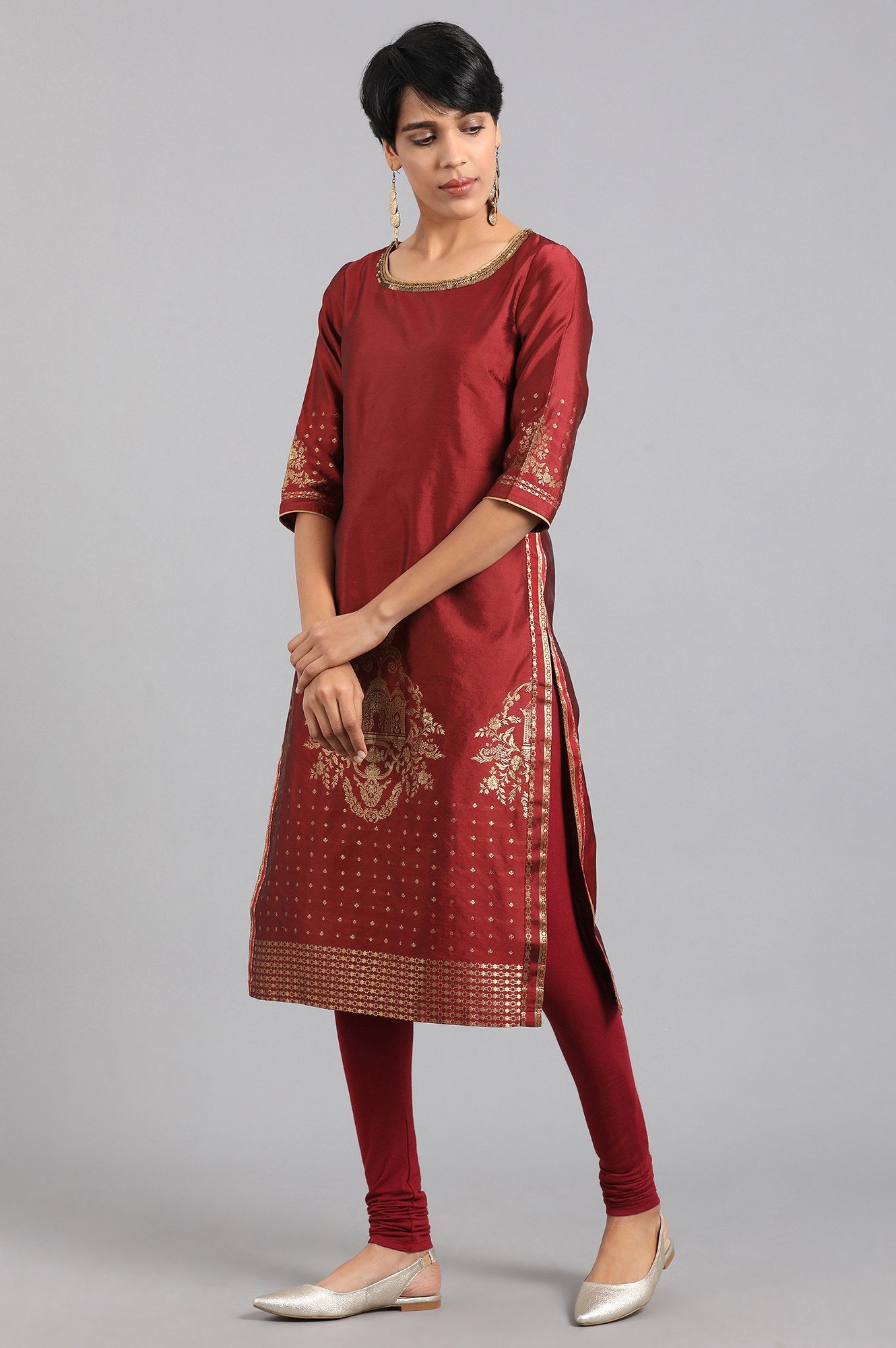 Maroon Round Neck Yarn-dyed kurta