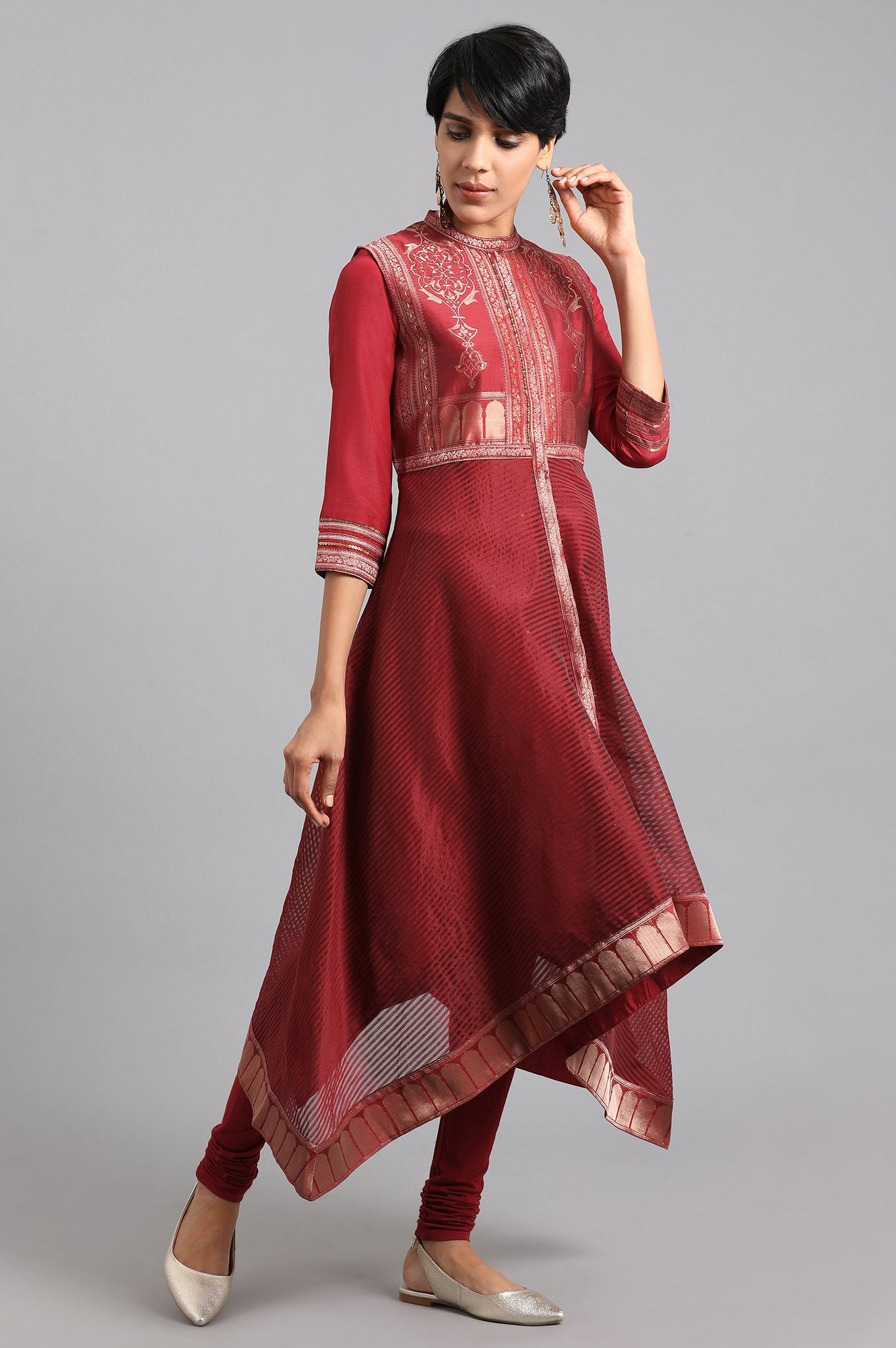 Maroon Mandarin Collar Yarn-dyed kurta