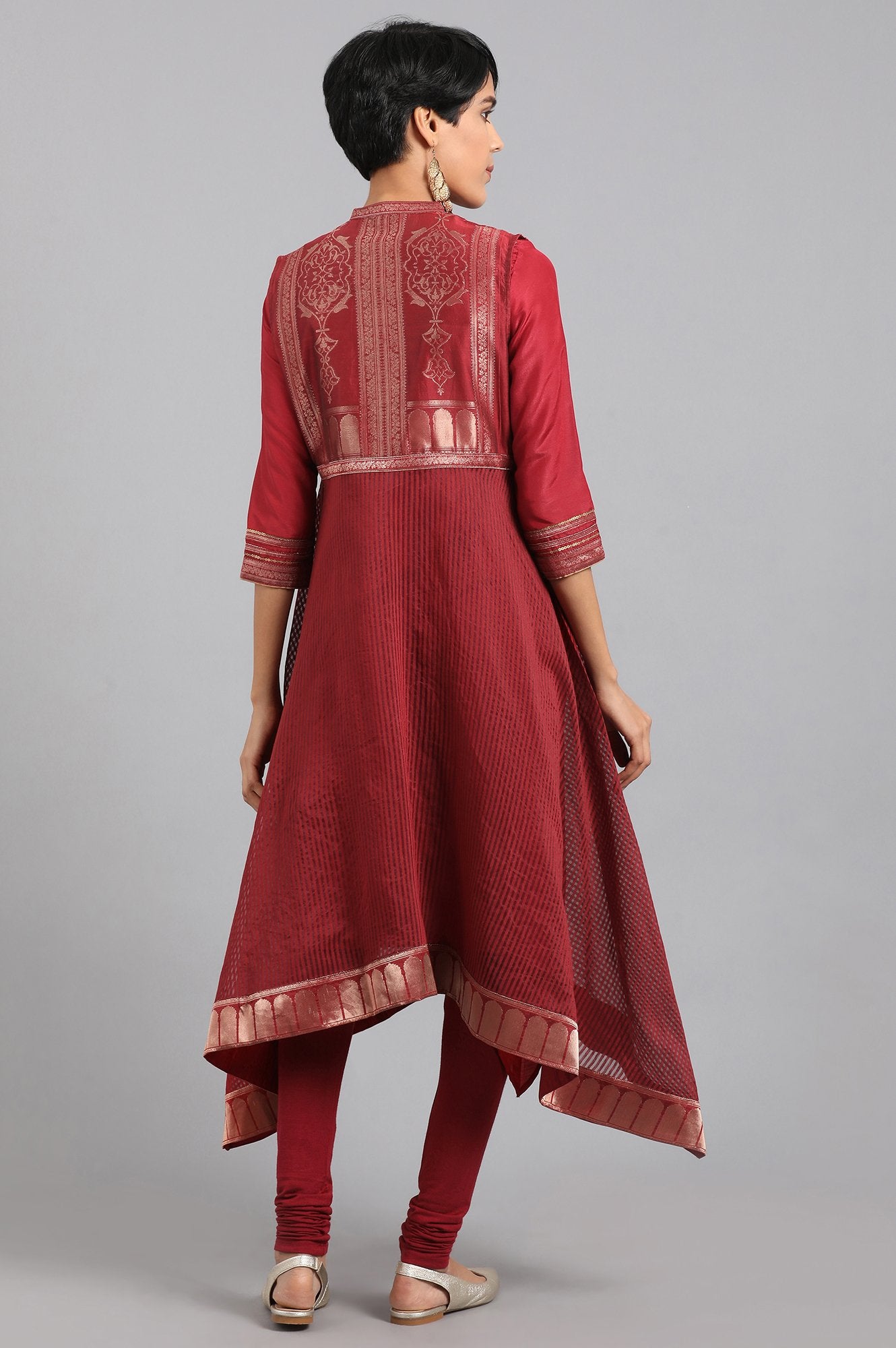 Maroon Mandarin Collar Yarn-dyed kurta
