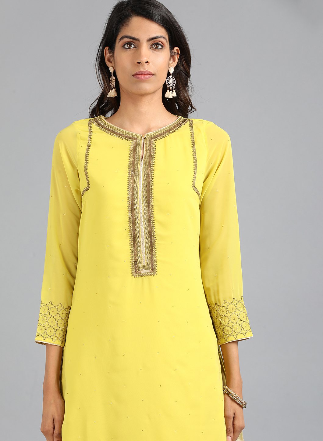 Yellow Round Neck Solid kurta