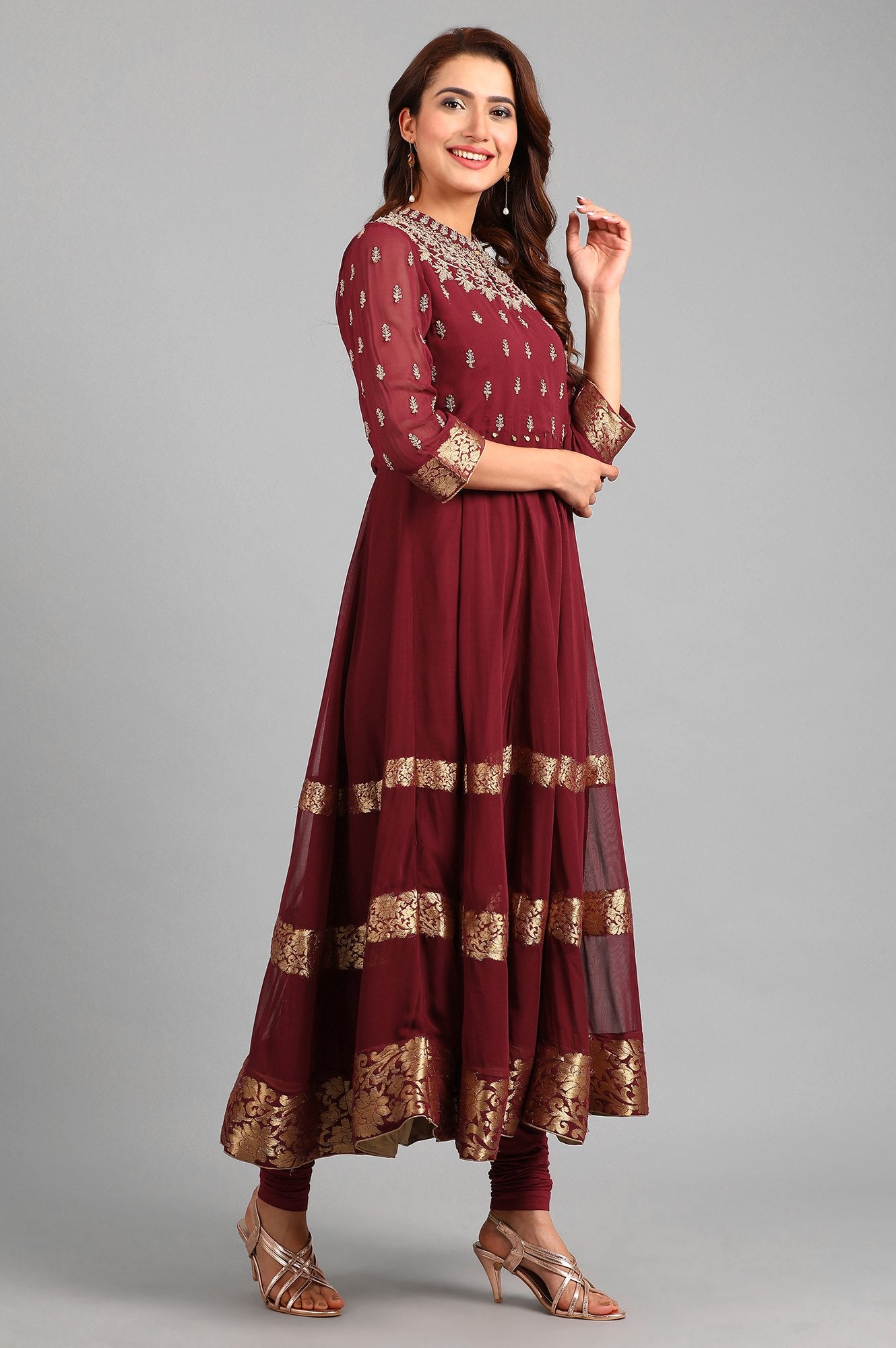 Maroon Mandarin Neck Yarn-dyed kurta Set