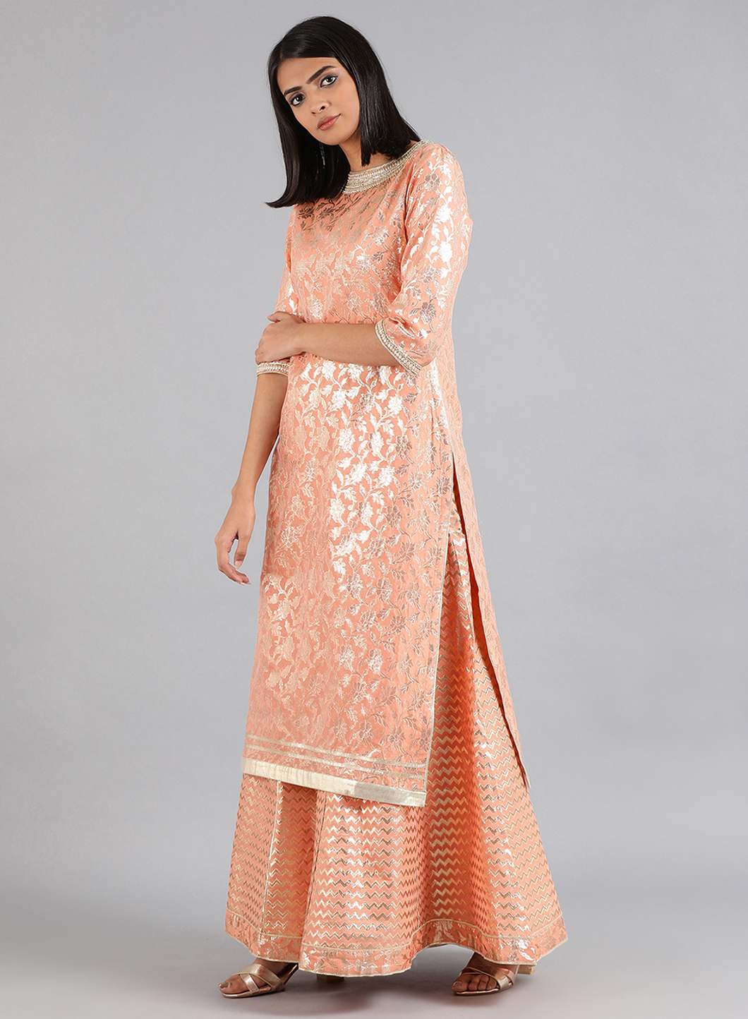 Peach Round Neck Embellished kurta Set