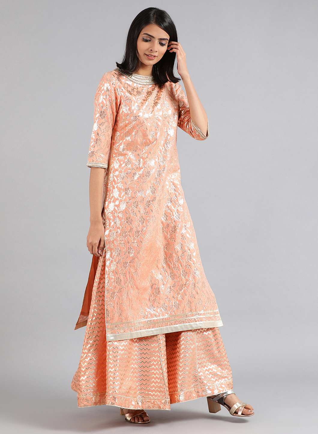 Peach Round Neck Embellished kurta Set