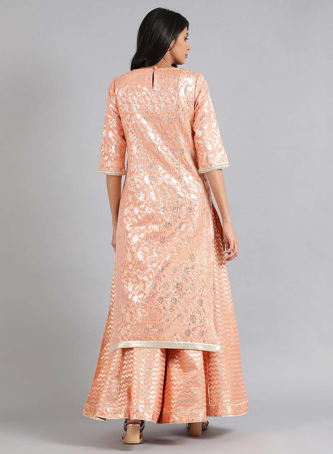 Peach Round Neck Embellished kurta Set