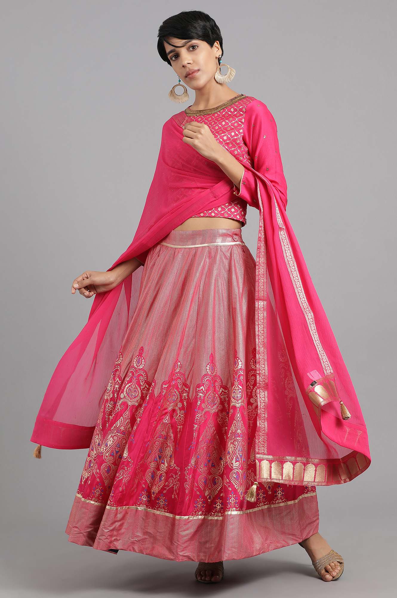 Pink Round Neck Yarn-dyed kurta Set