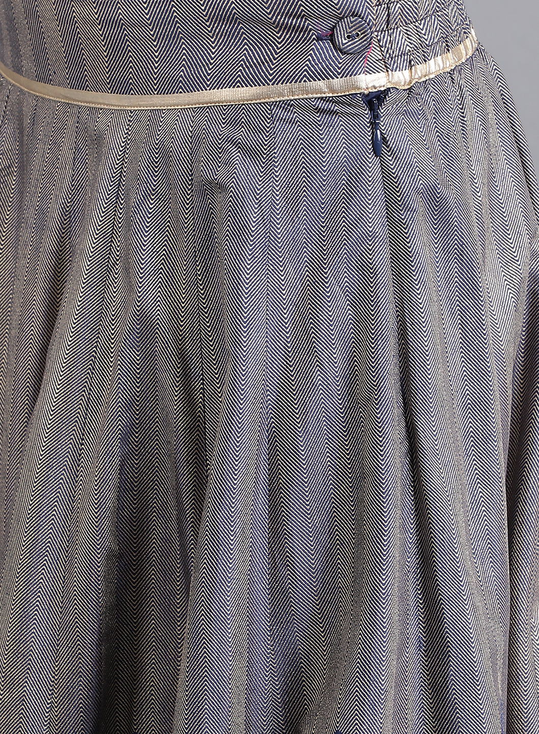 Blue Round Neck Embellished Set