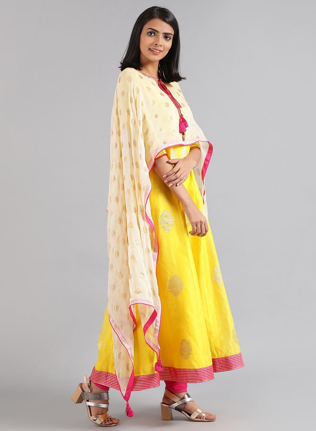Yellow Round Neck Kaftan kurta Set