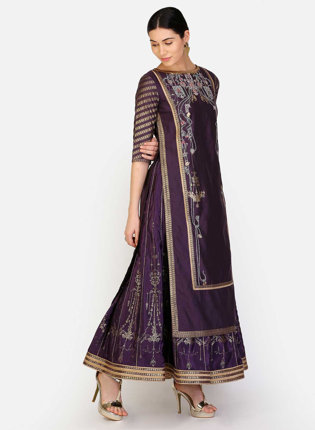 Purple Round Neck Embellished Straight kurta