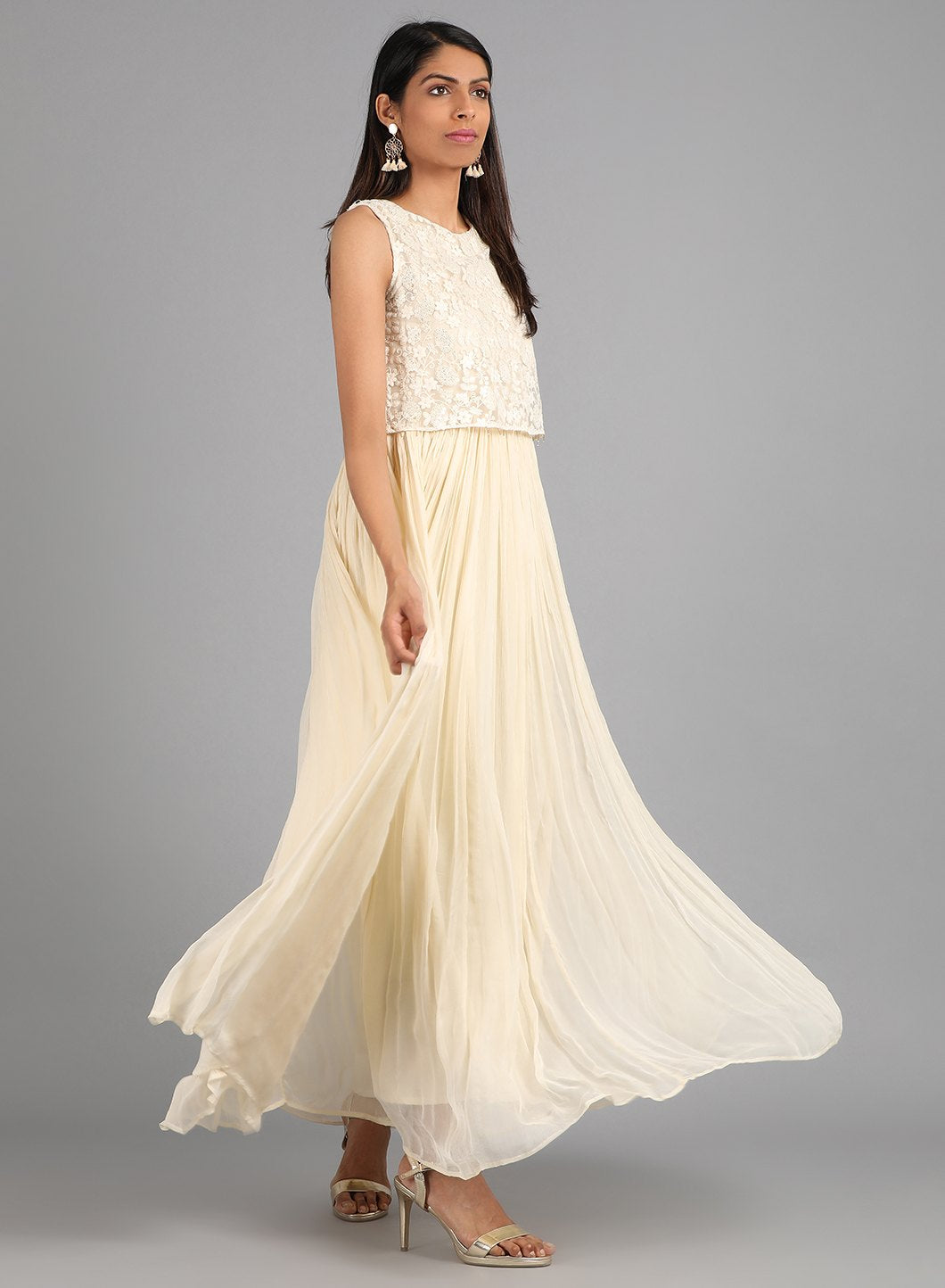 Off-White Round Neck Embellished kurta Dress
