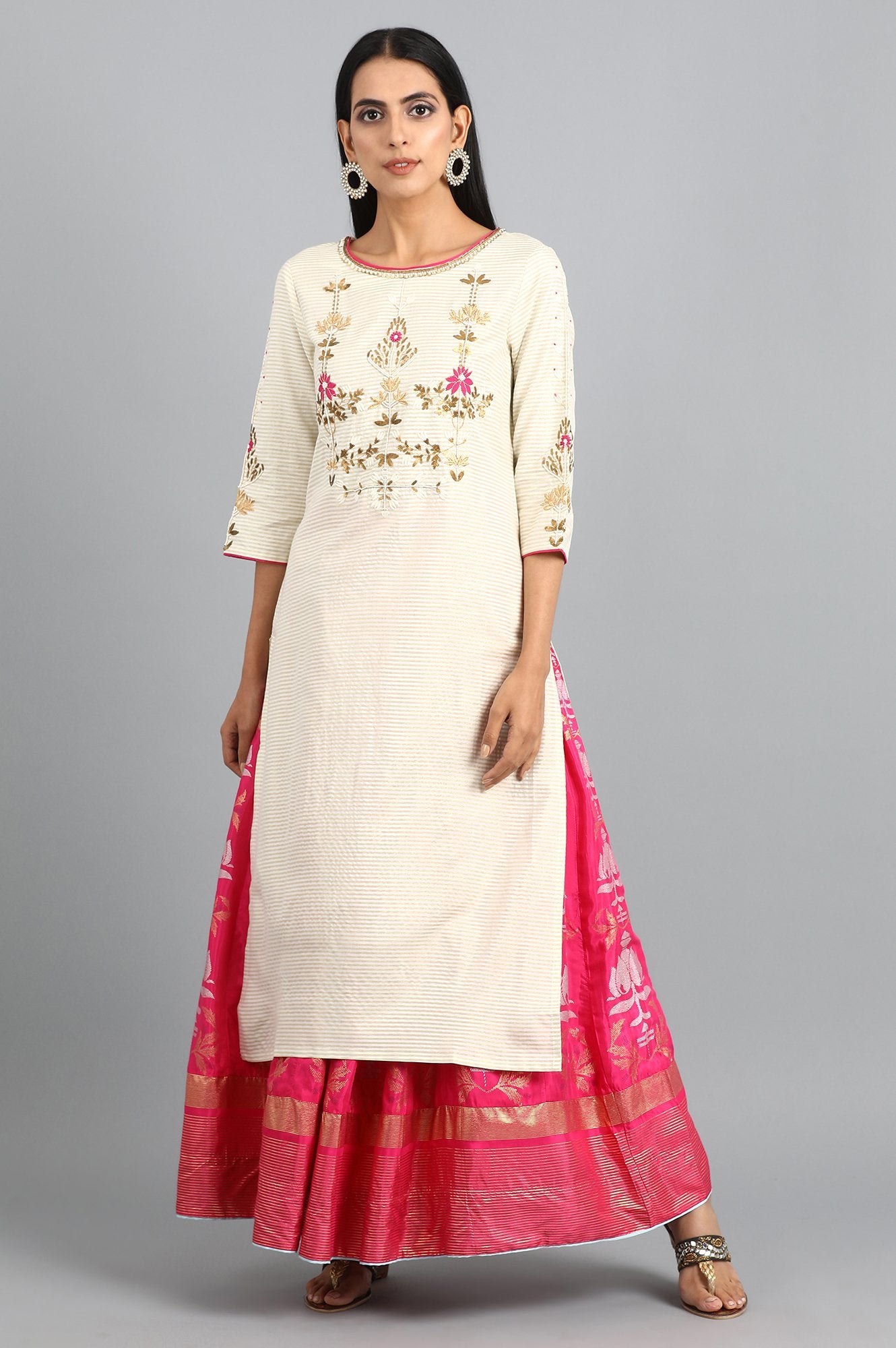 Ecru Round Neck Embroidered kurta