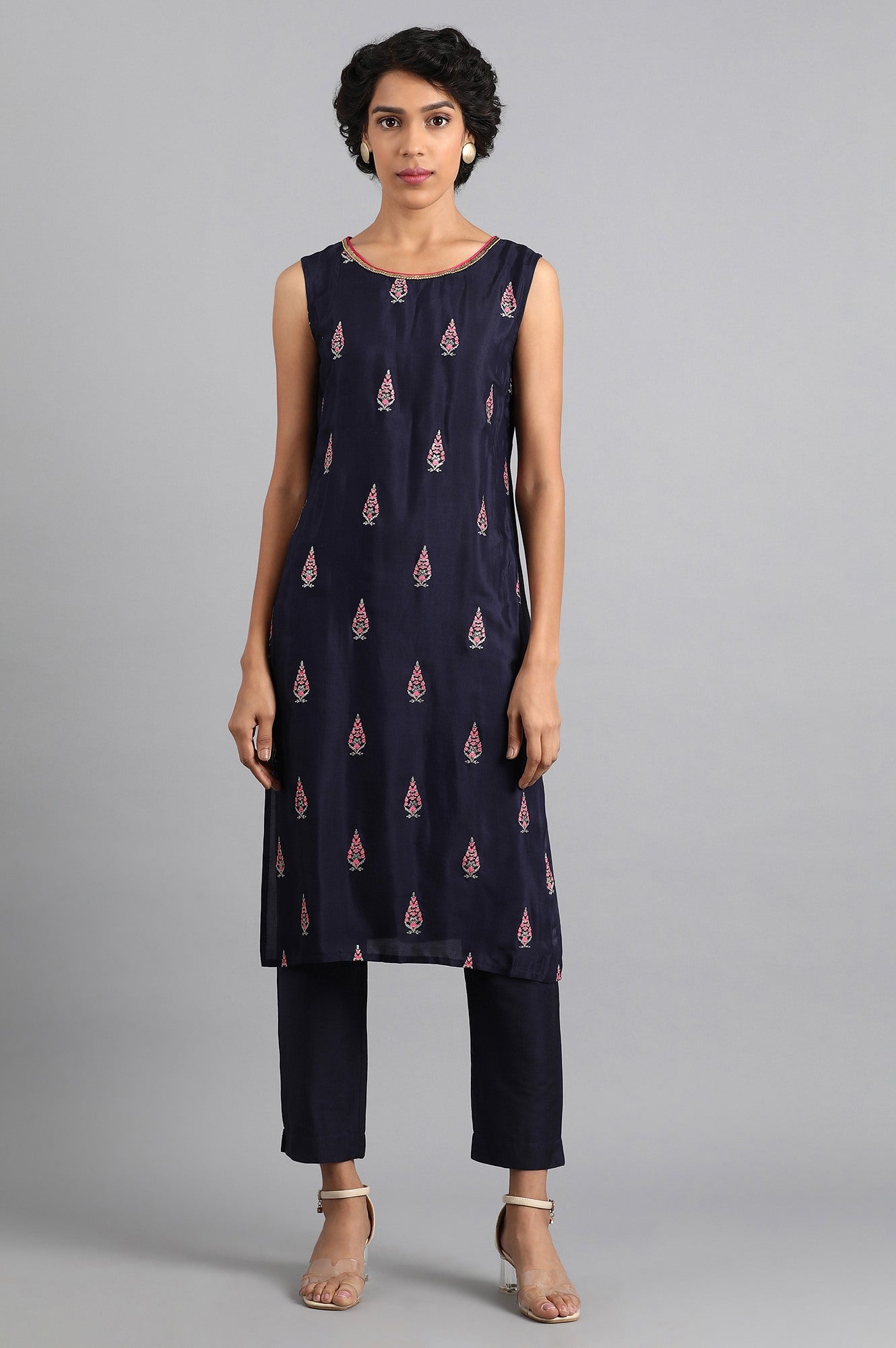 Blue Shawl Neck Printed kurta