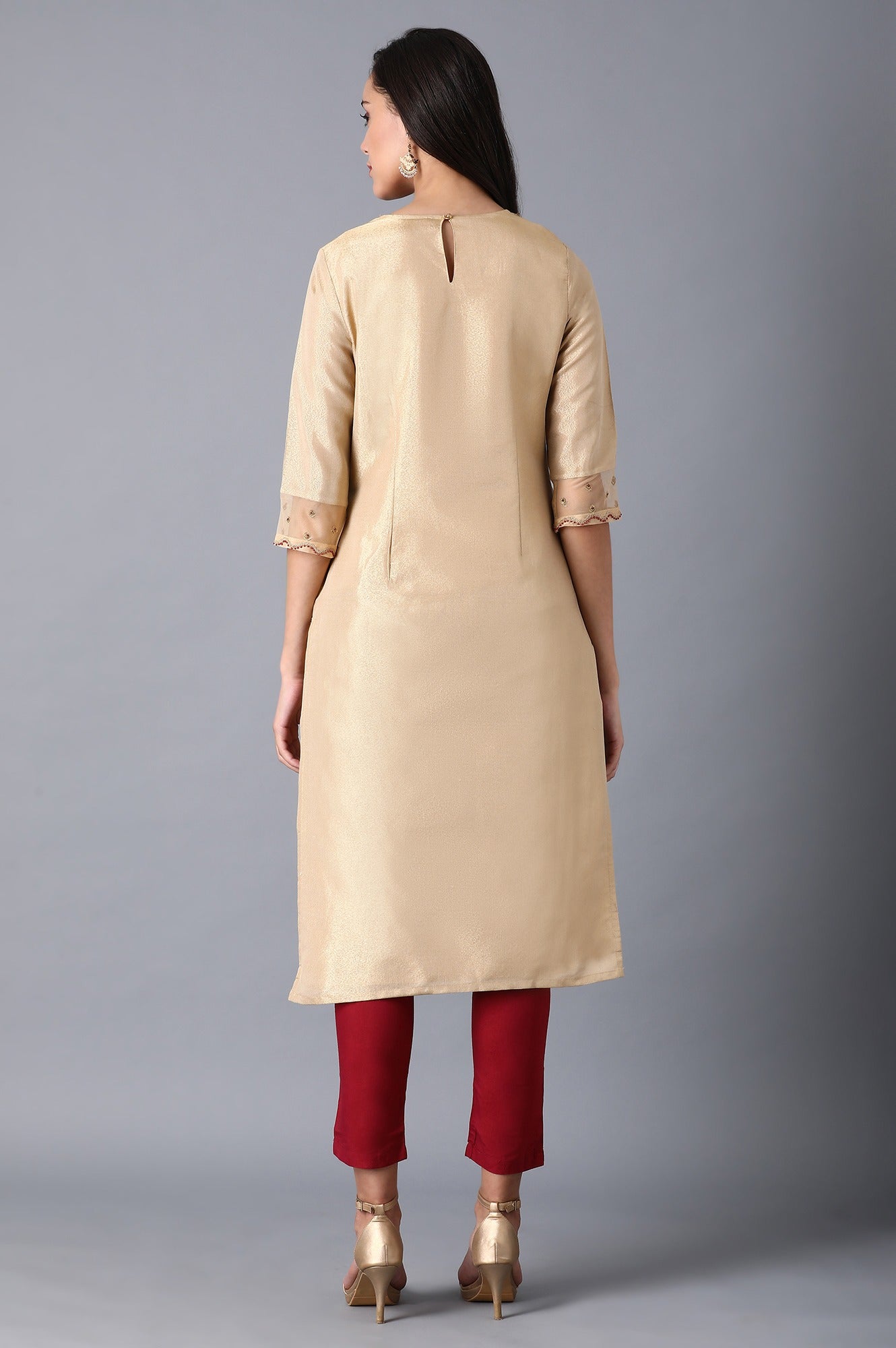 Gold Round Neck Embroidered kurta