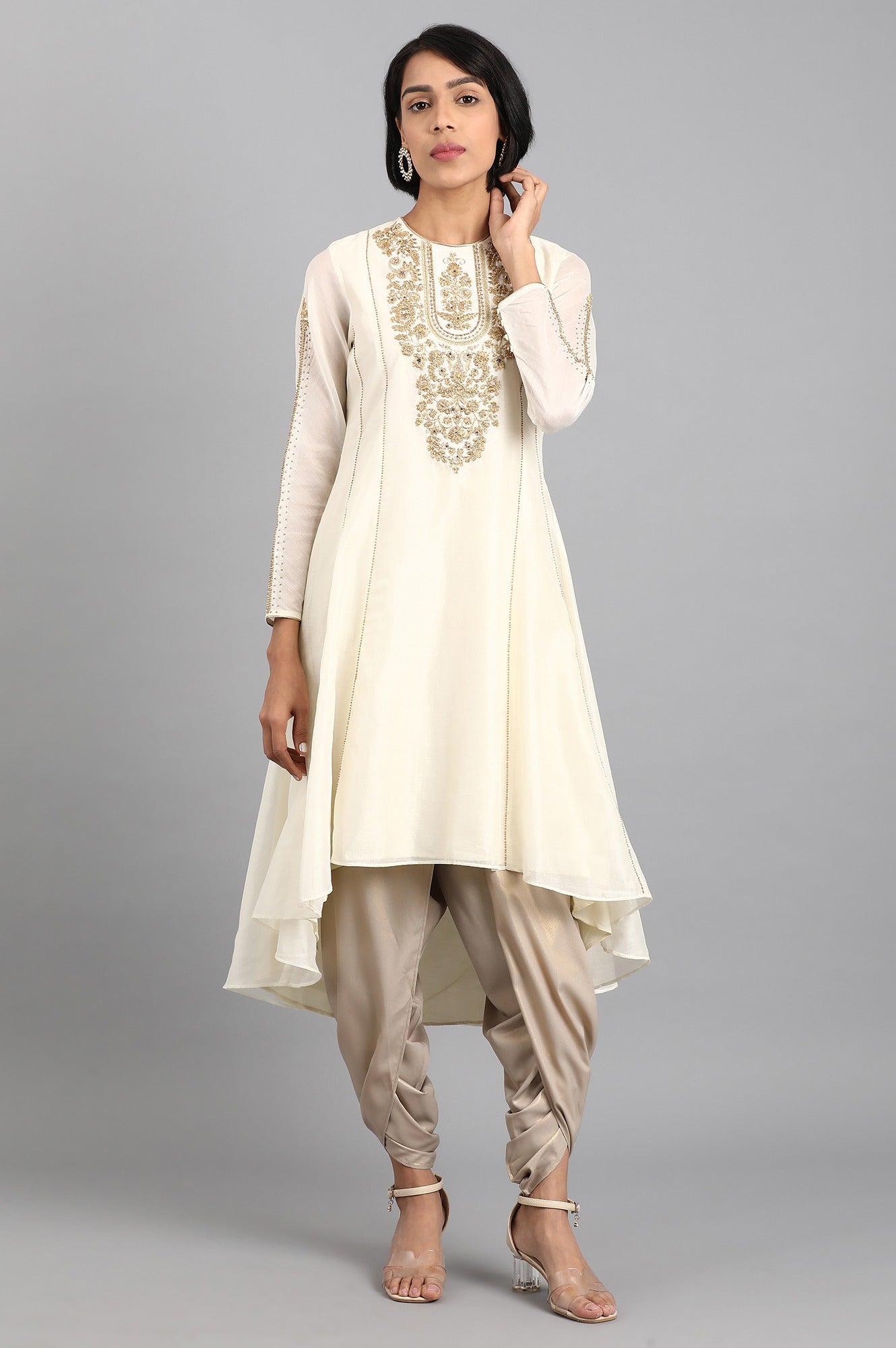 Ecru Round Neck Embroidered kurta
