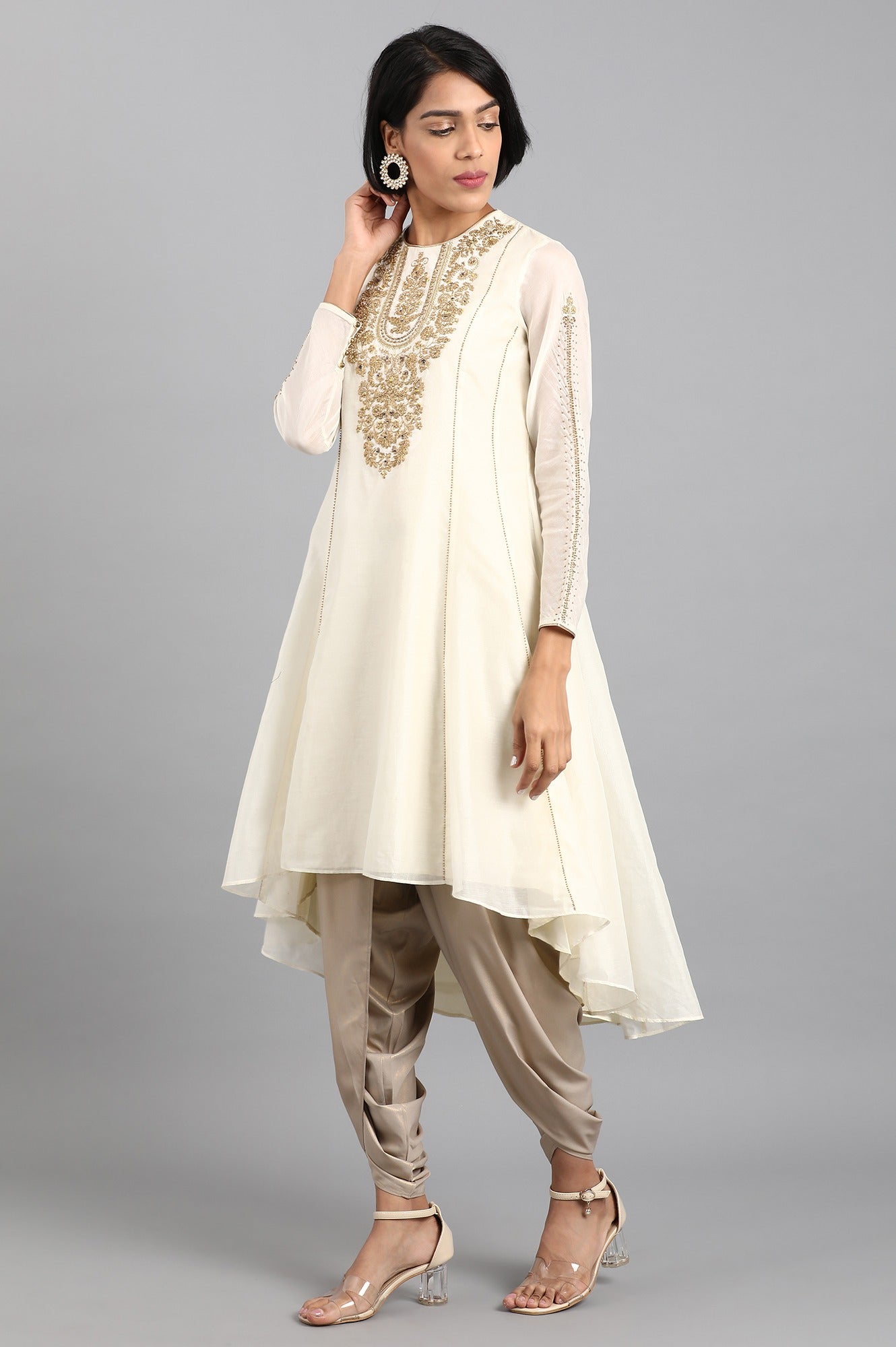 Ecru Round Neck Embroidered kurta