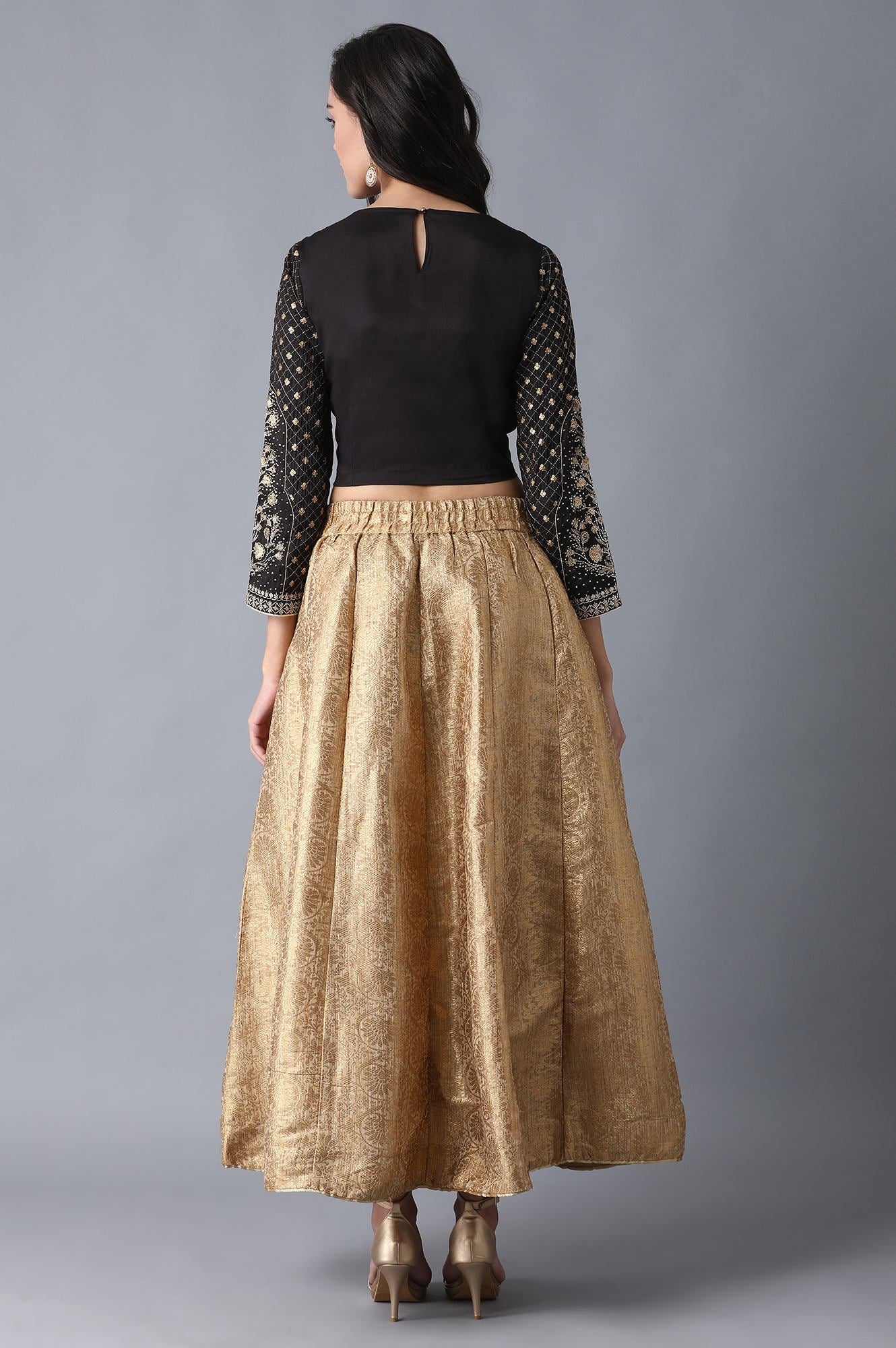 Black Round Neck Embroidered Top