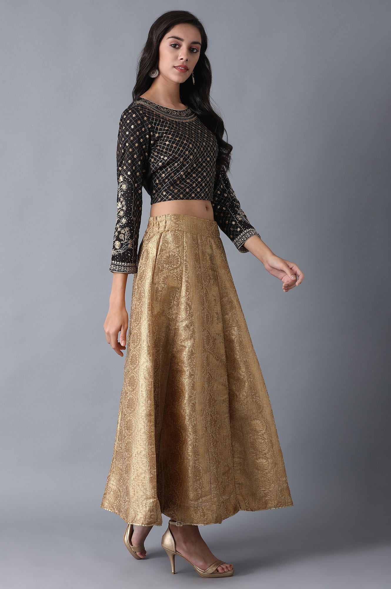 Black Round Neck Embroidered Top