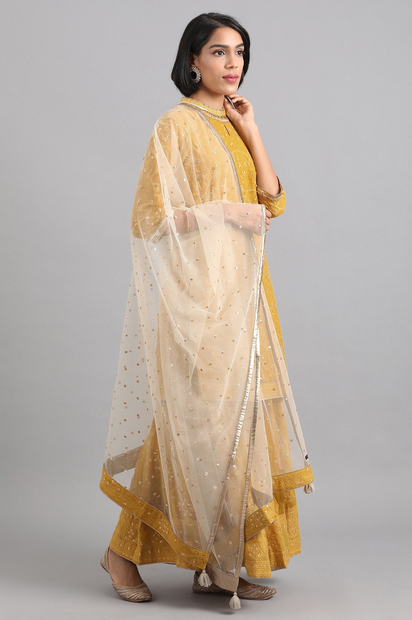 Yellow Mandarin Neck kurta Set