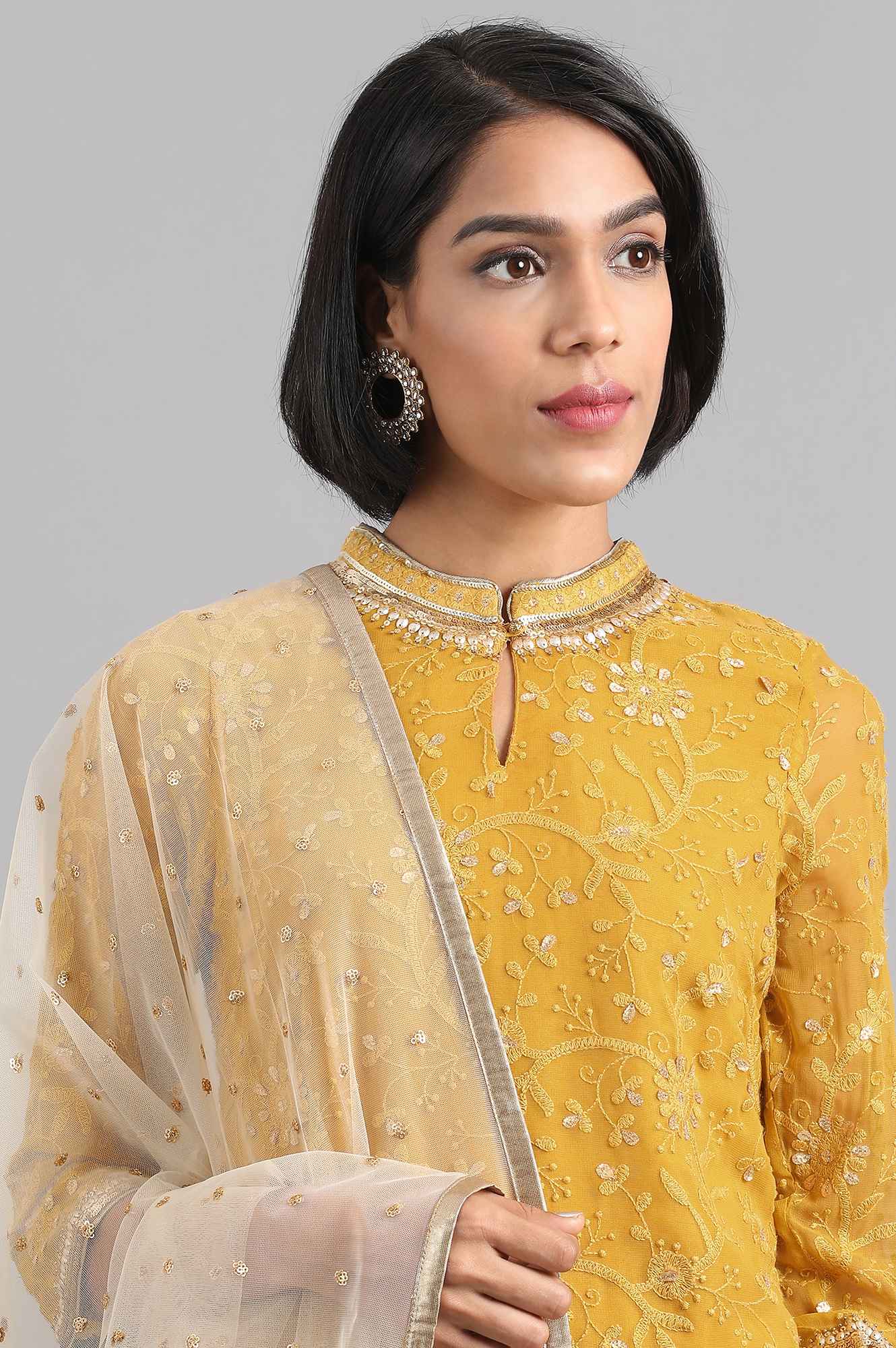 Yellow Mandarin Neck kurta Set