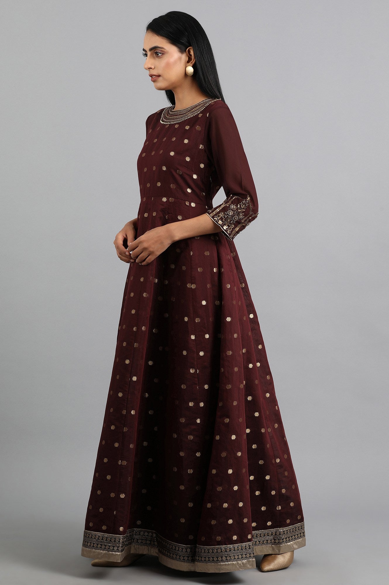 Maroon Round Neck Yarn-dyed Dress