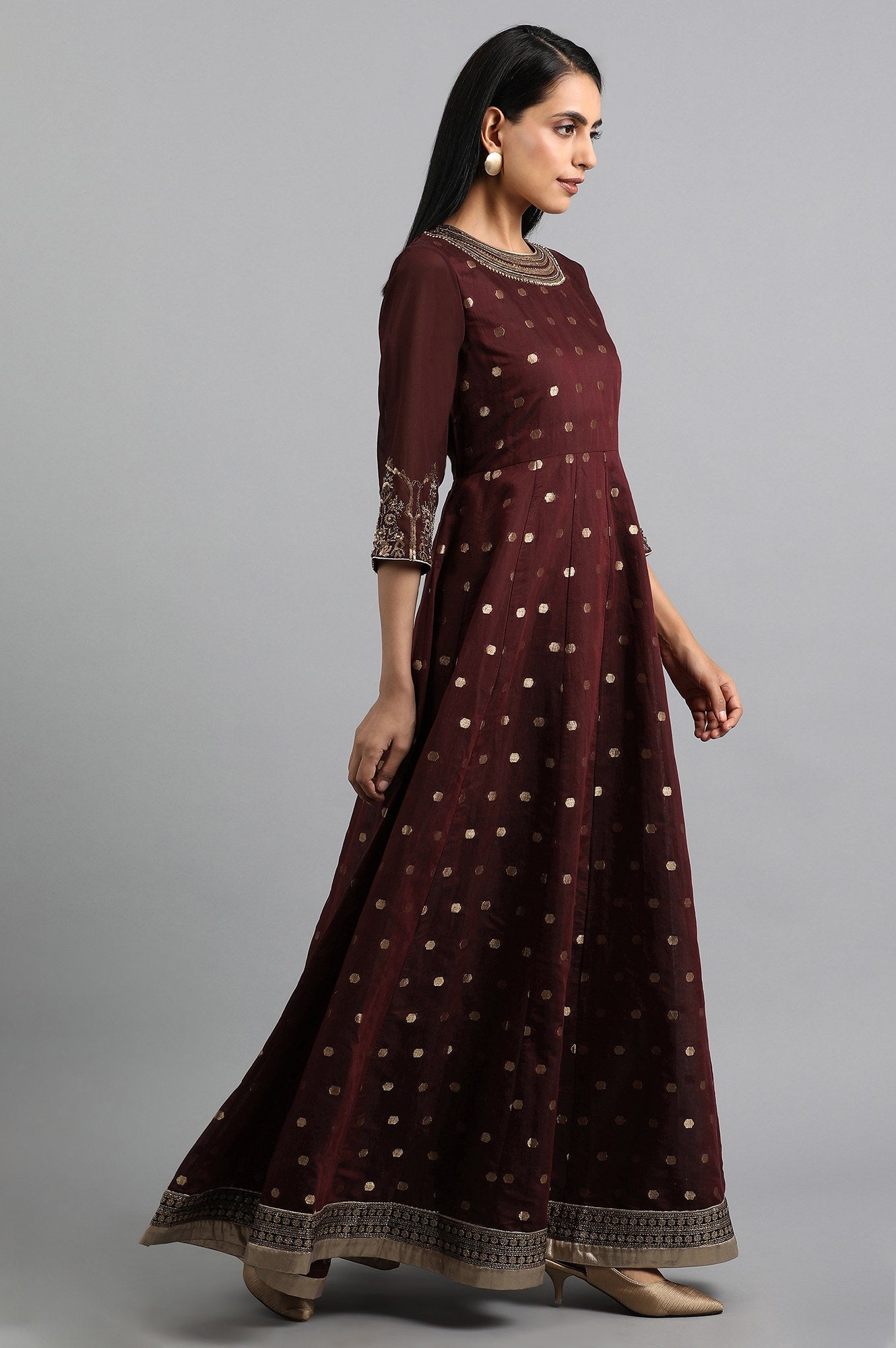 Maroon Round Neck Yarn-dyed Dress