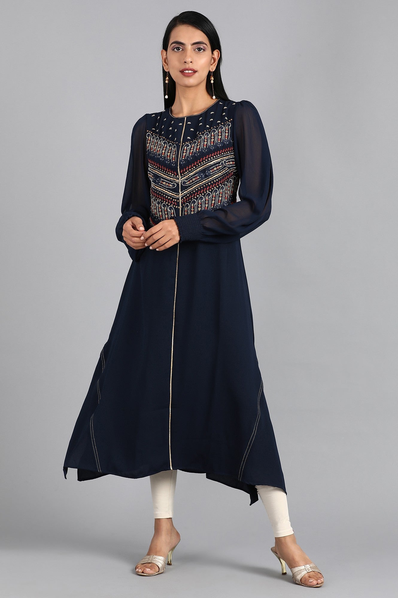 Blue Round Neck Embellished kurta