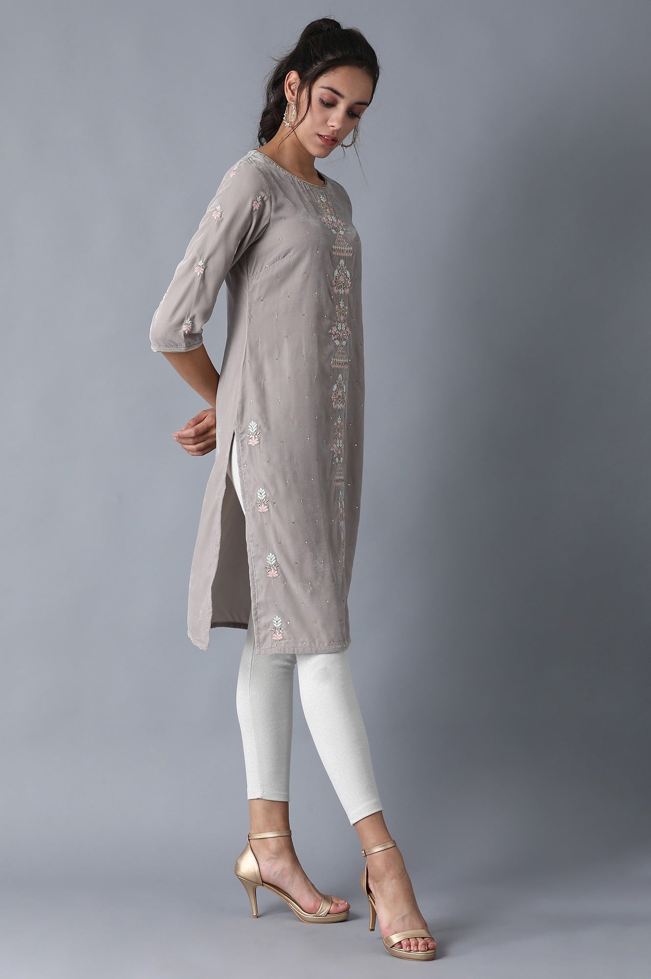 Grey Round Neck Velvet Winter kurta