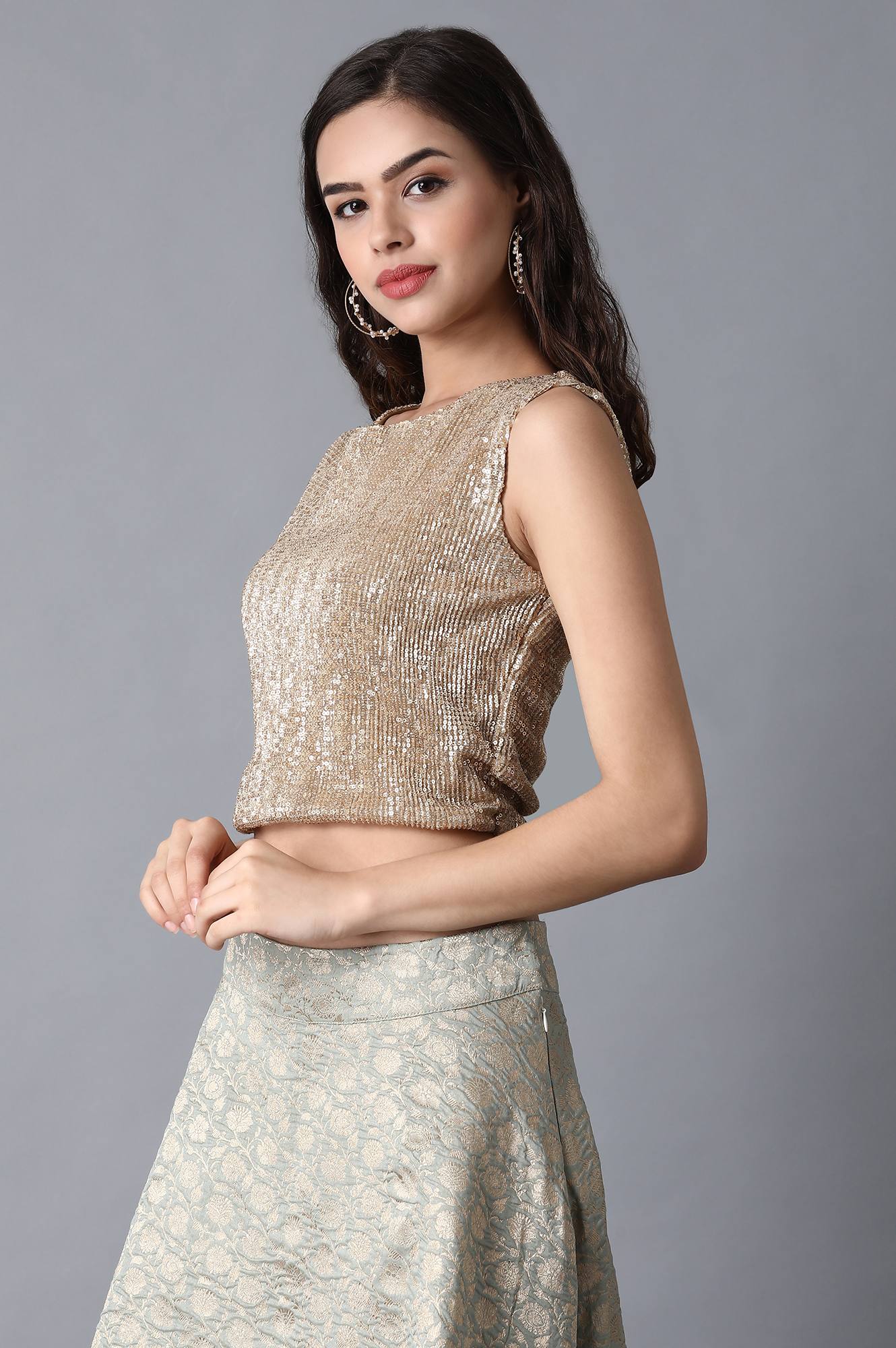 Gold Round Neck Crop Top