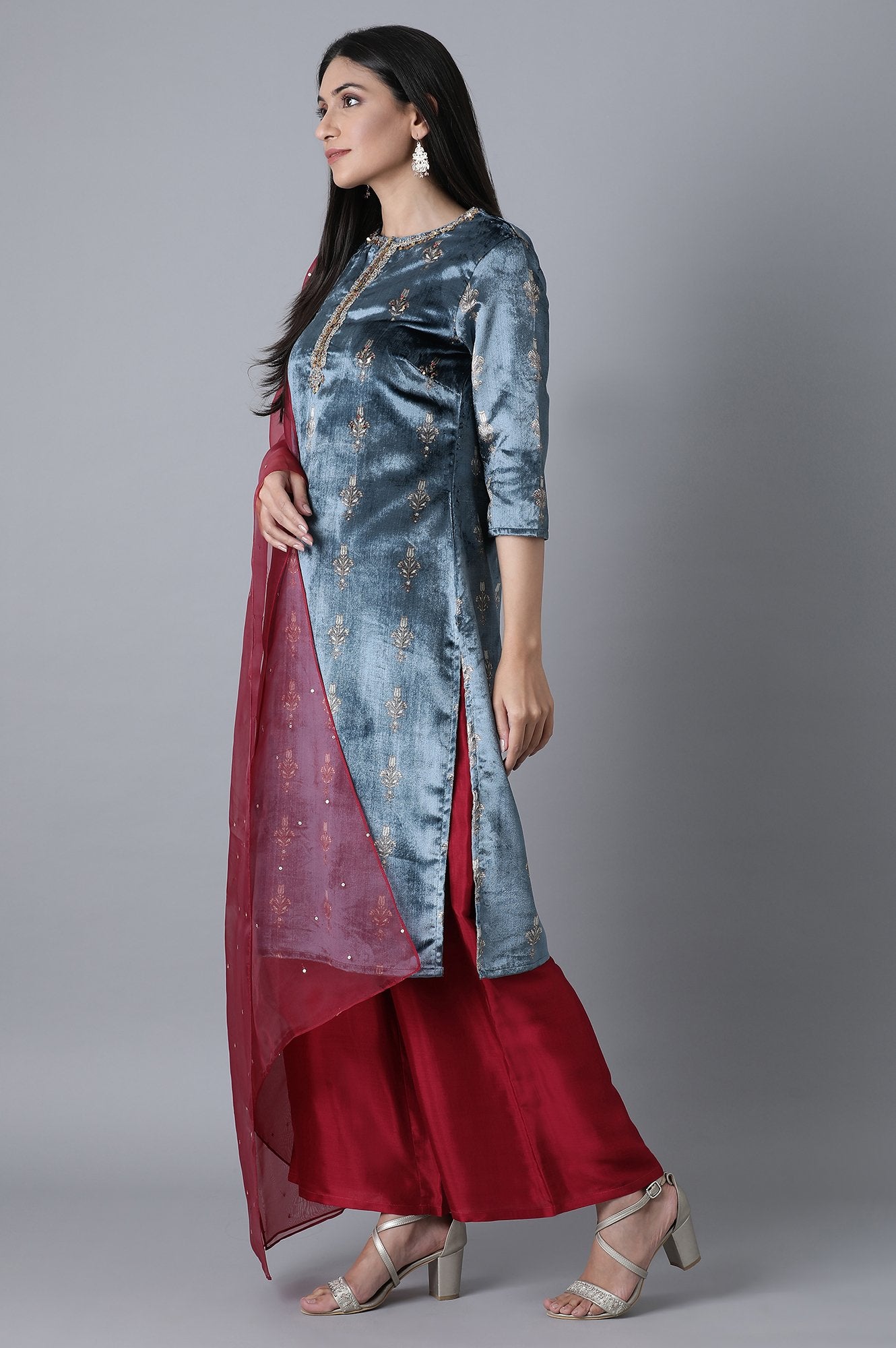 Blue Printed Velvet kurta-Parallel Pant-Dupatta Set
