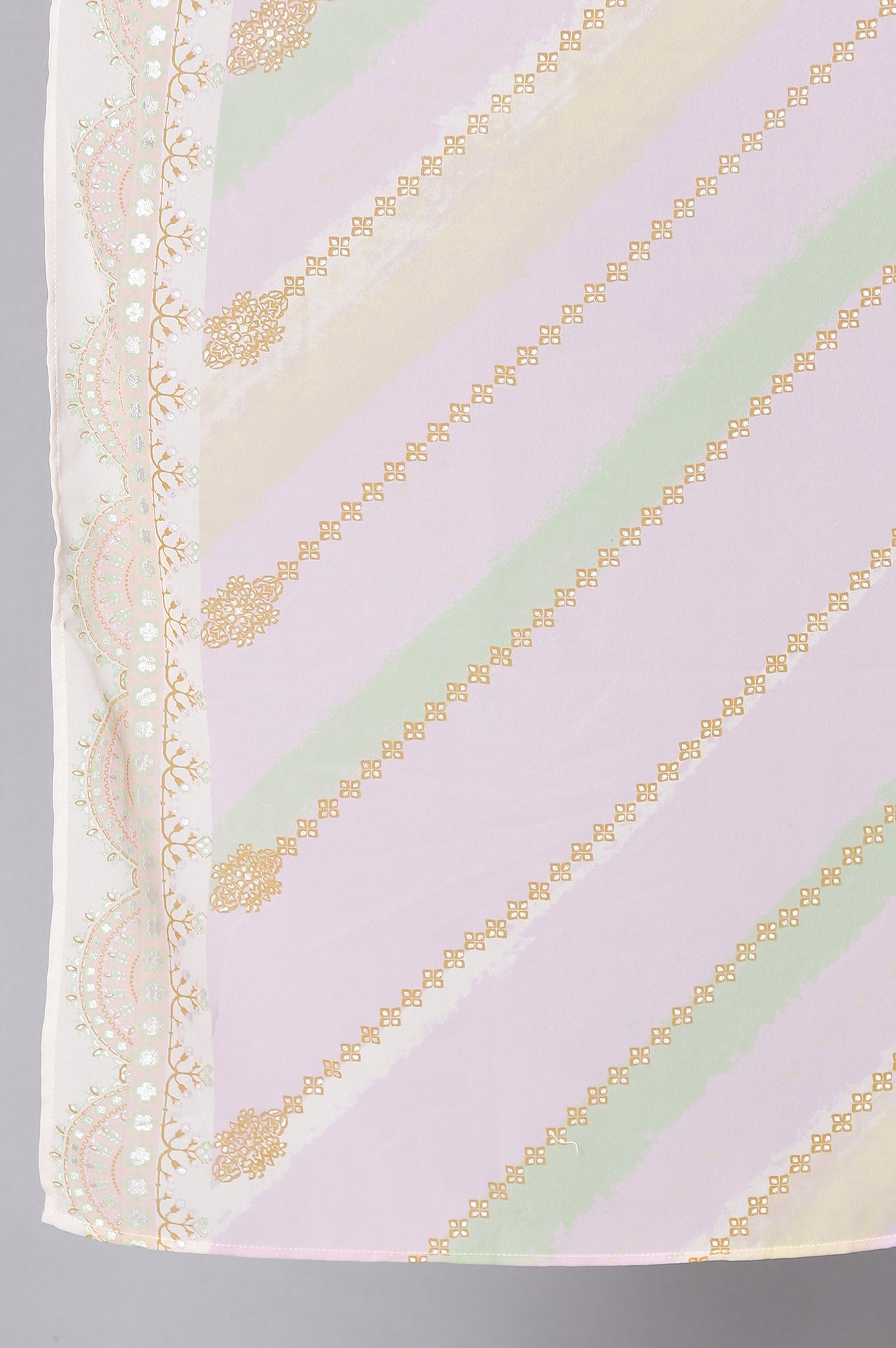 Green Chanderi kurta, Slim Pants And Dupatta Set