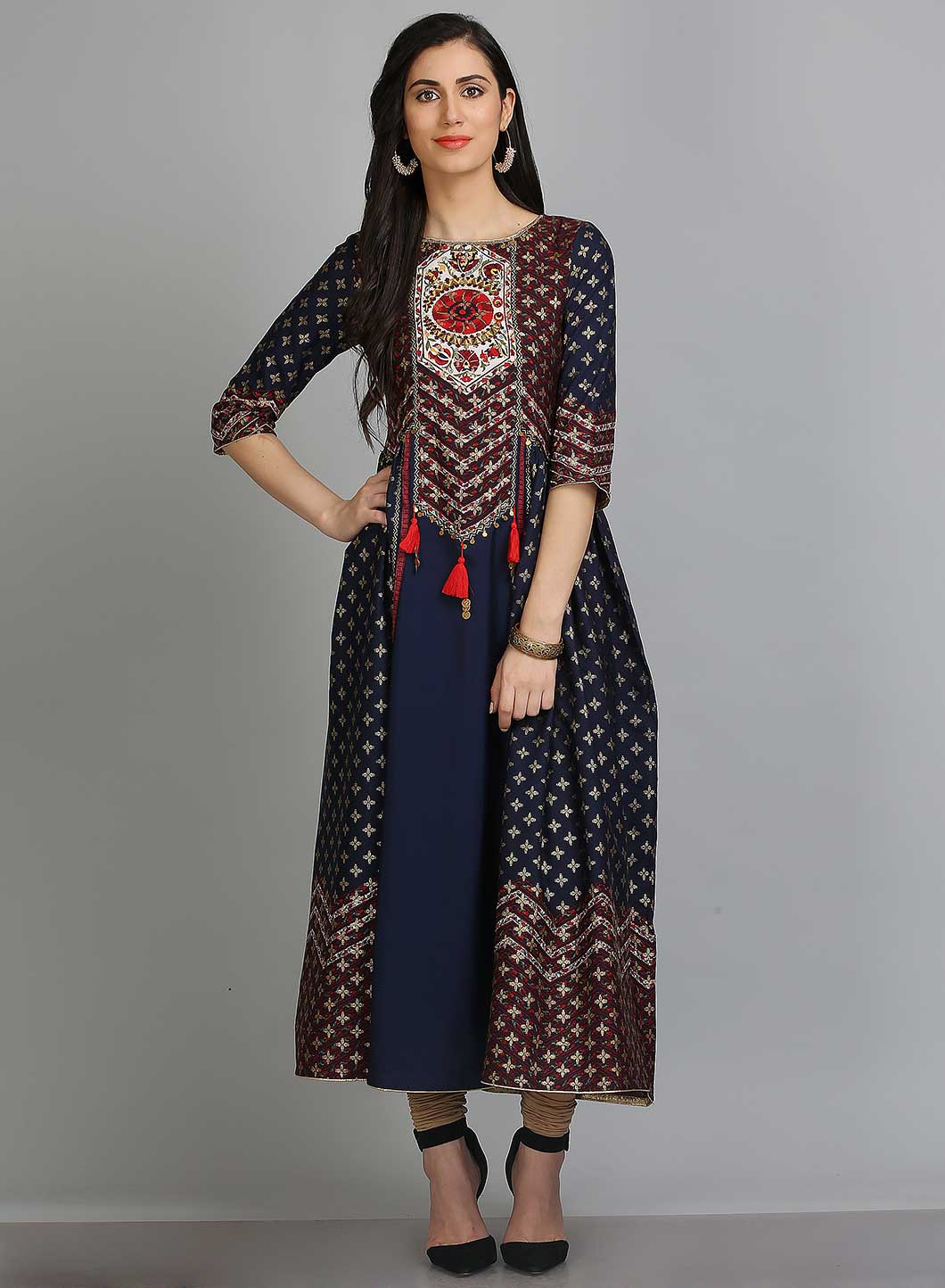 Blue Printed Round Neck 3/4 Sleeves kurta