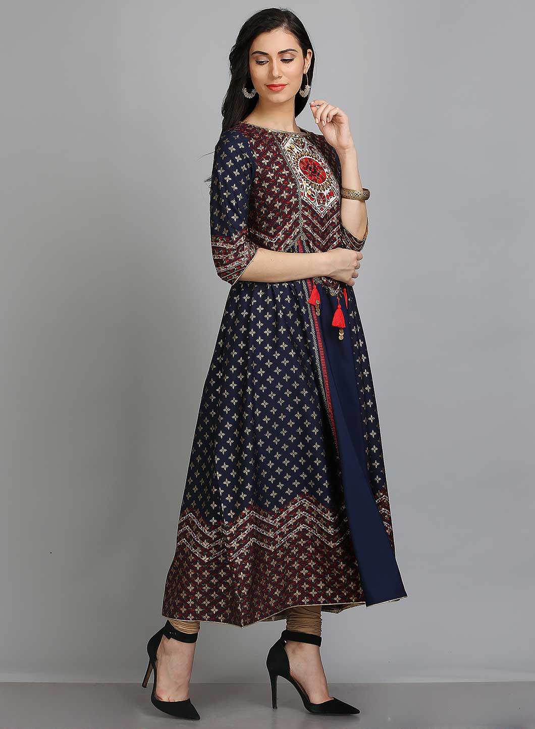 Blue Printed Round Neck 3/4 Sleeves kurta