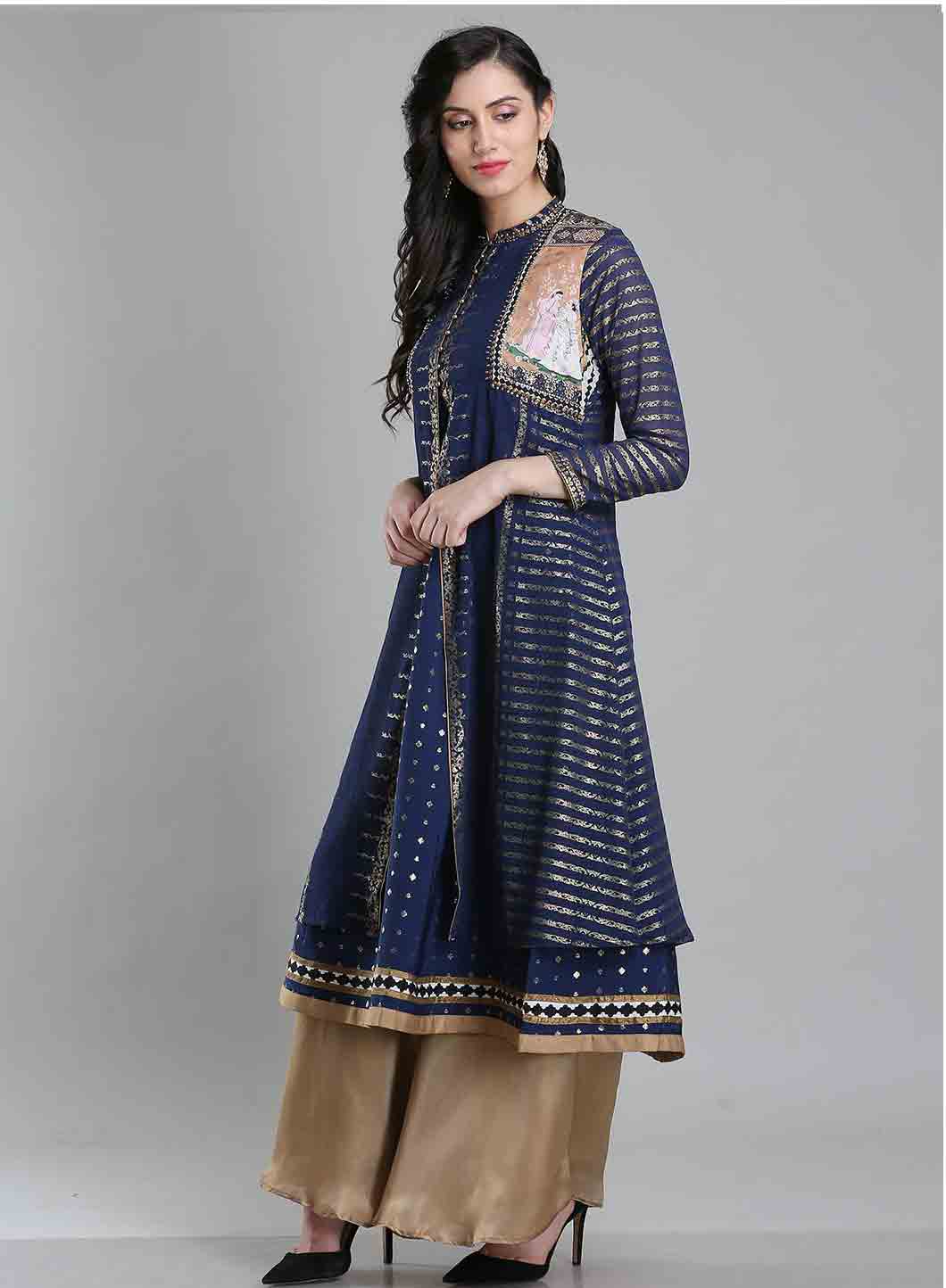 Blue Embellished Mandarin Neck kurta