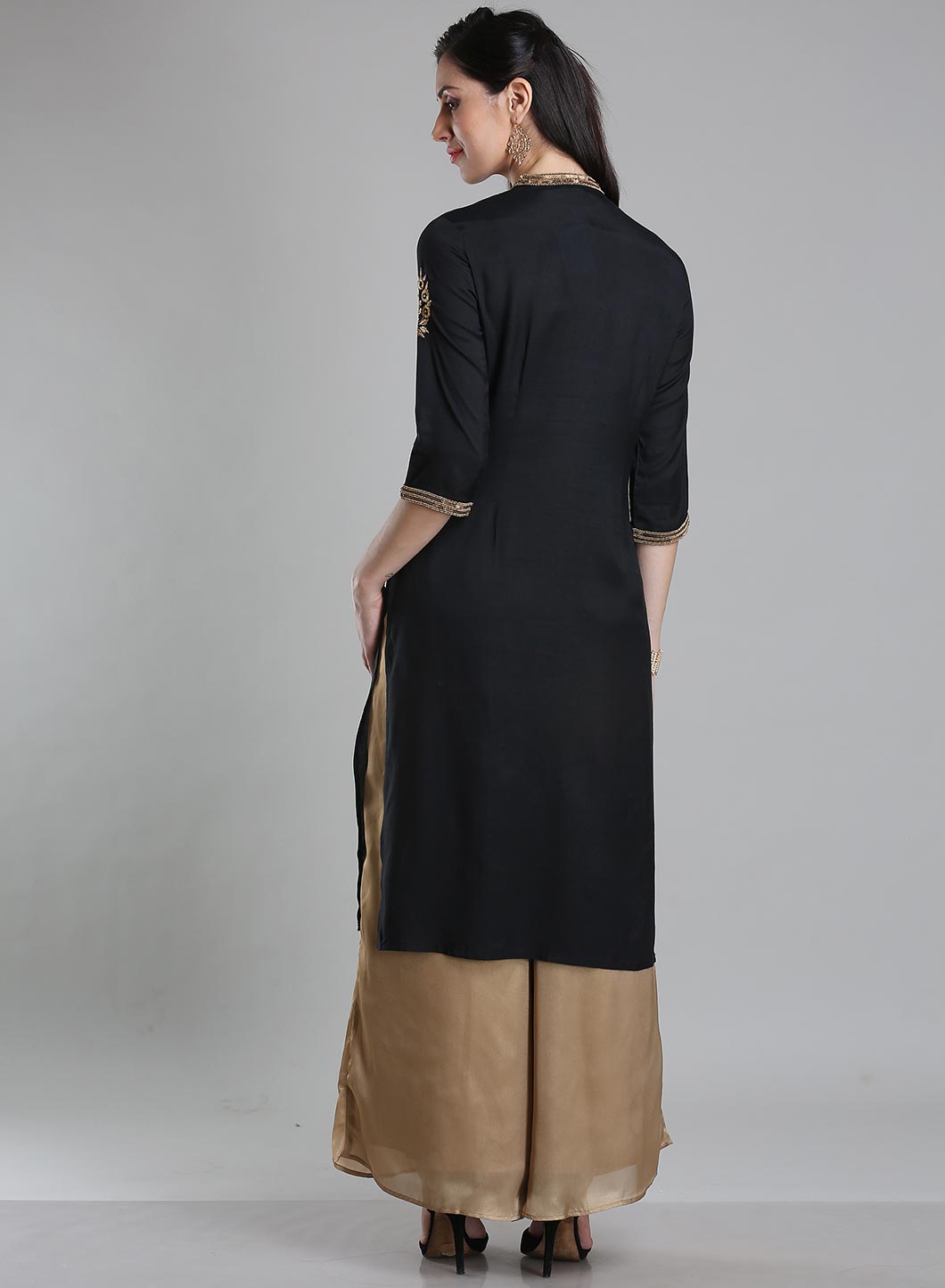 Black Solid Mandarin Neck kurta