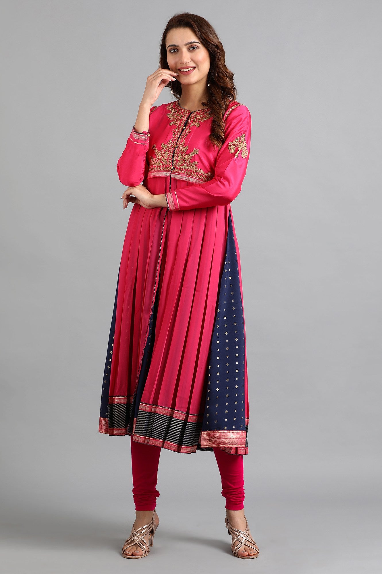 Pink Round Neck Embellished kurta