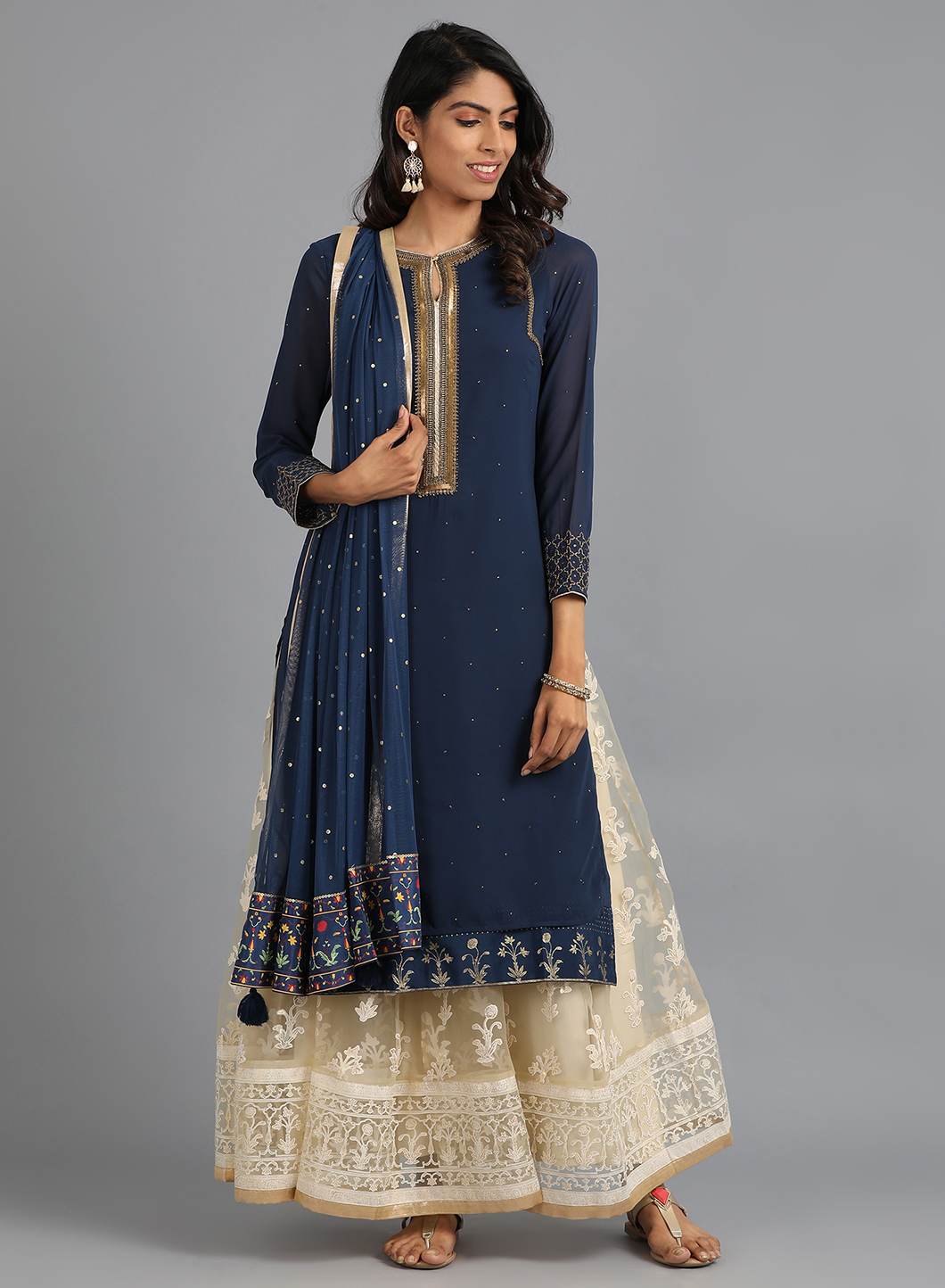 Blue Round Neck Solid kurta