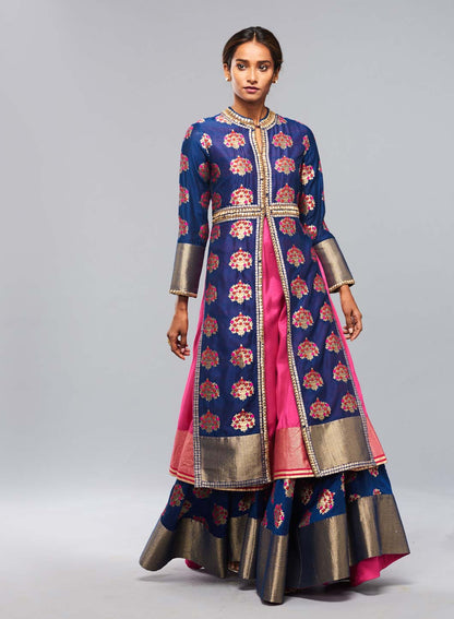 Blue Mandarin Neck Embellished kurta