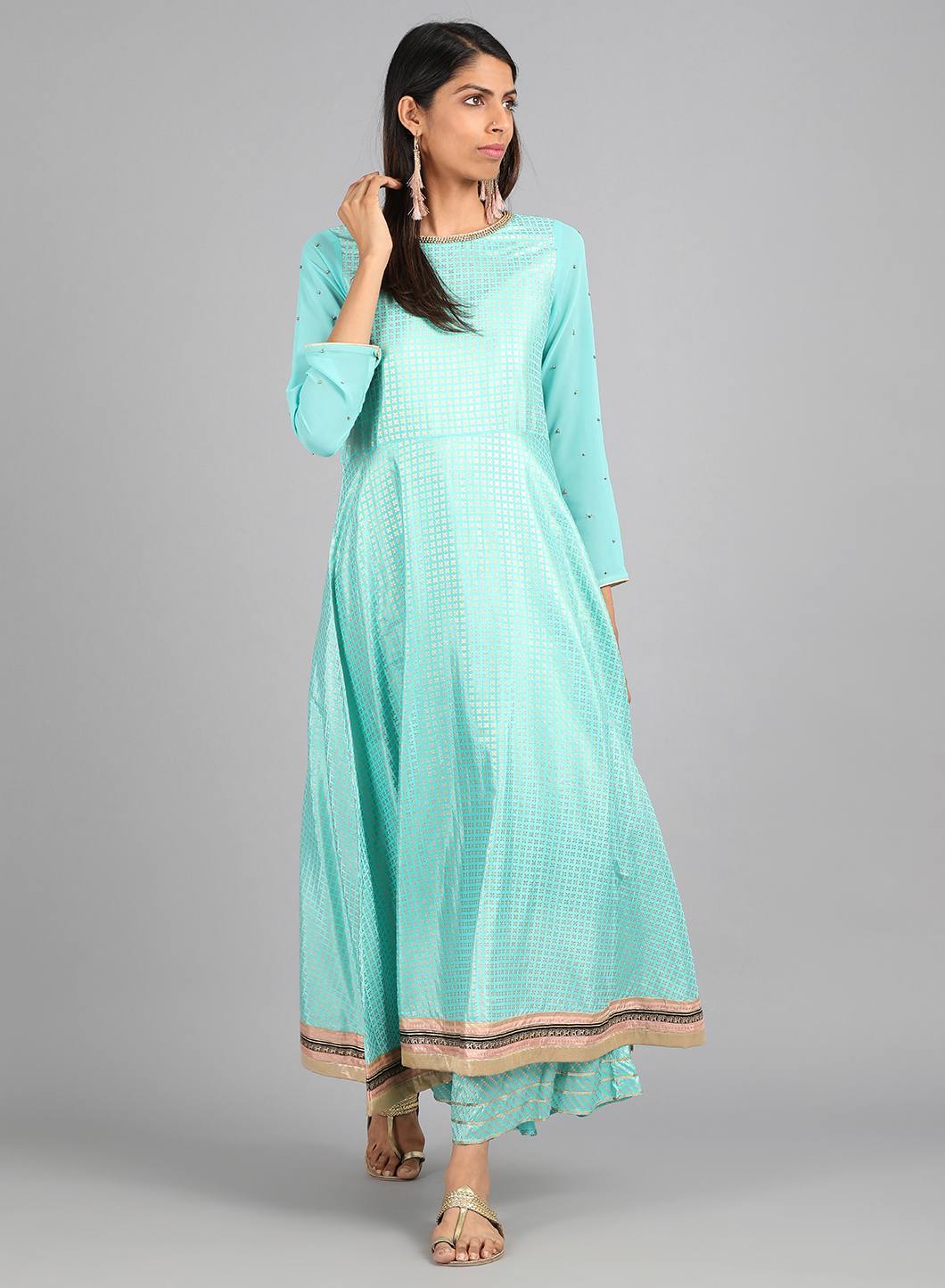 Blue Round Neck Embellished kurta